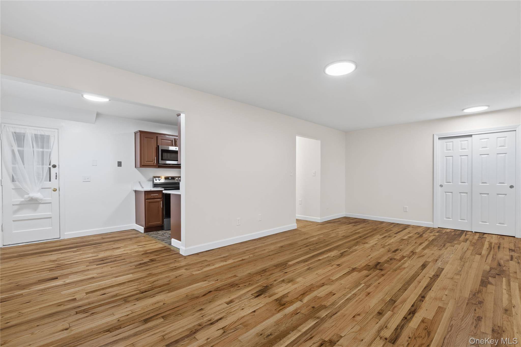 2 Woods End CIR #L, Peekskill, NY 10566