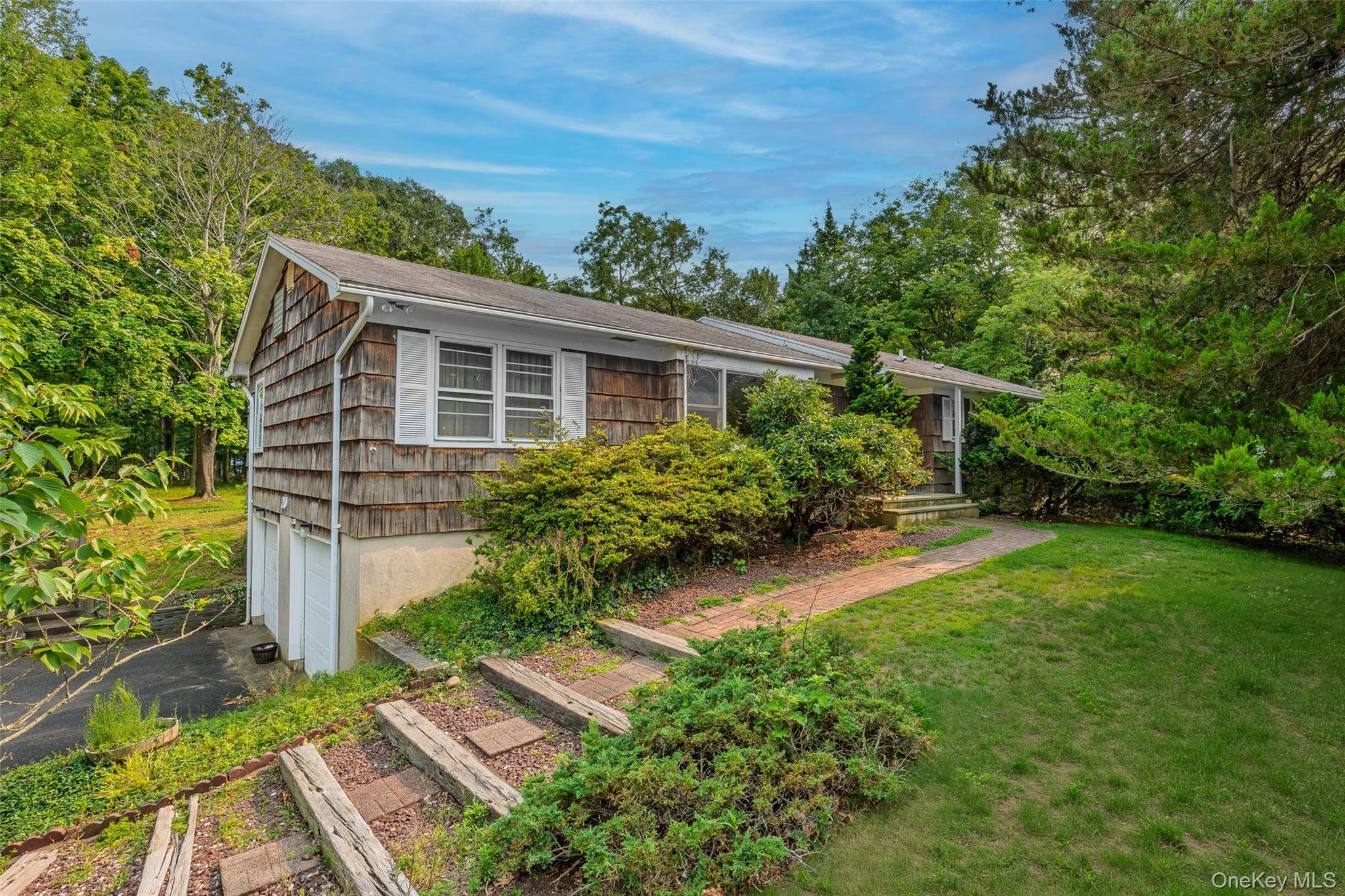 20 Audubon Gate, Miller Place, NY 11764