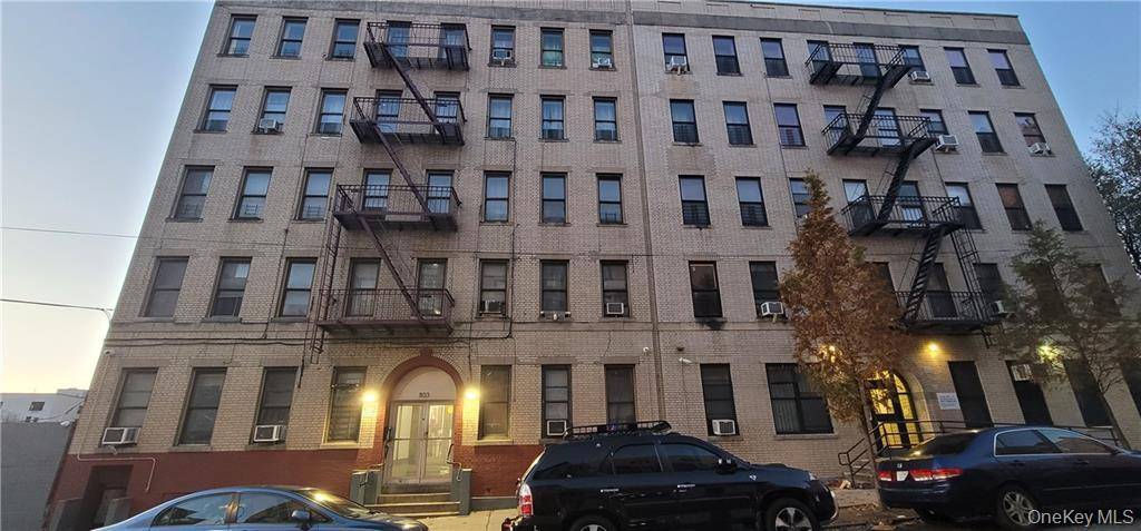 1103 W Franklin AVE #20, Bronx, NY 10456
