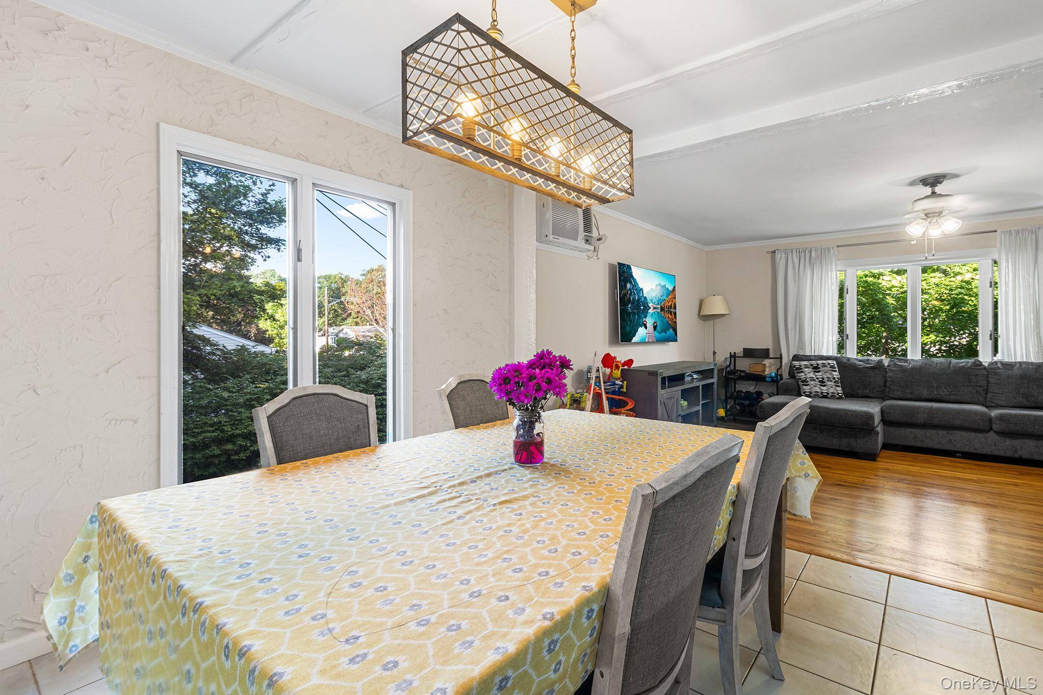 10 Junard BLVD, Port Jefferson Station, NY 11776
