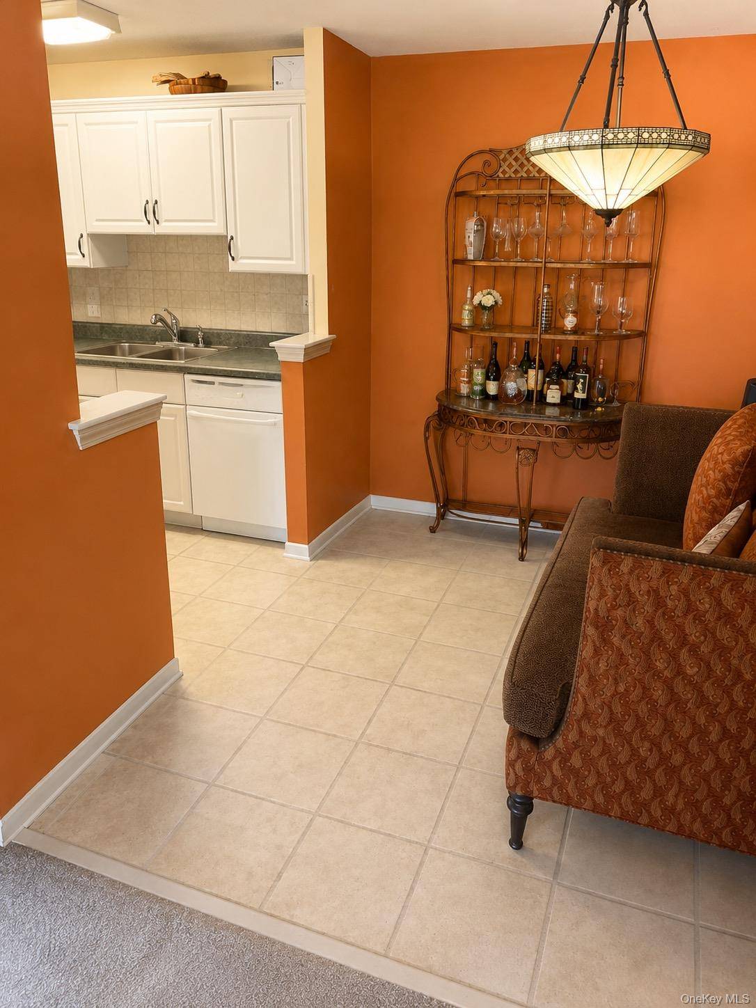 200 High Point DR #PH 8, Hartsdale, NY 10530