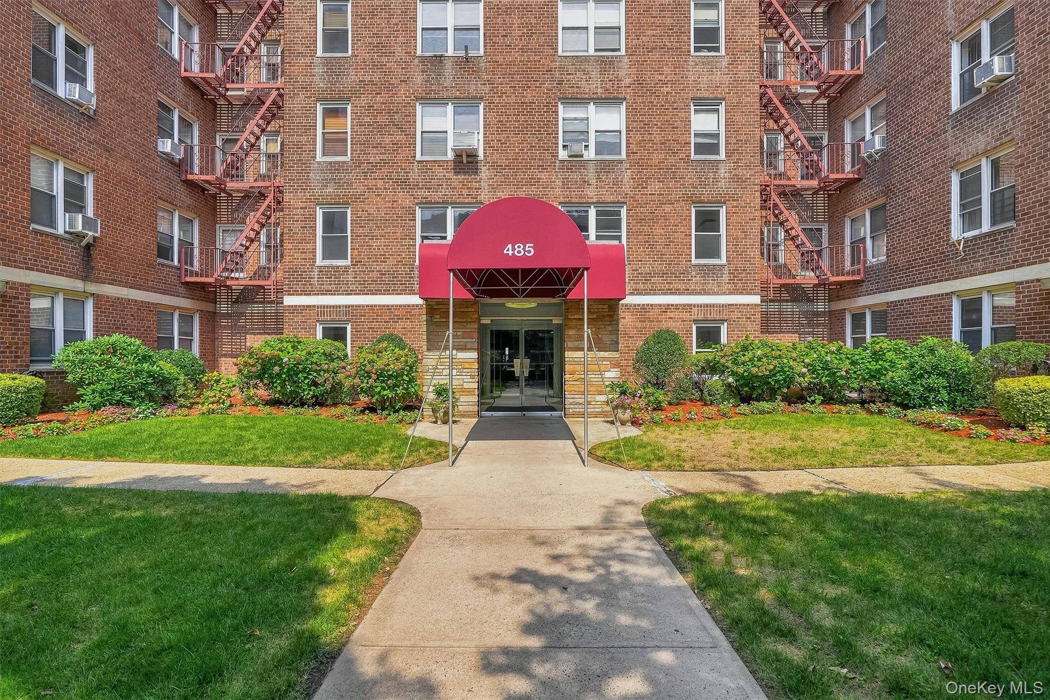 485 Bronx River Road #A51, Yonkers, NY 10704