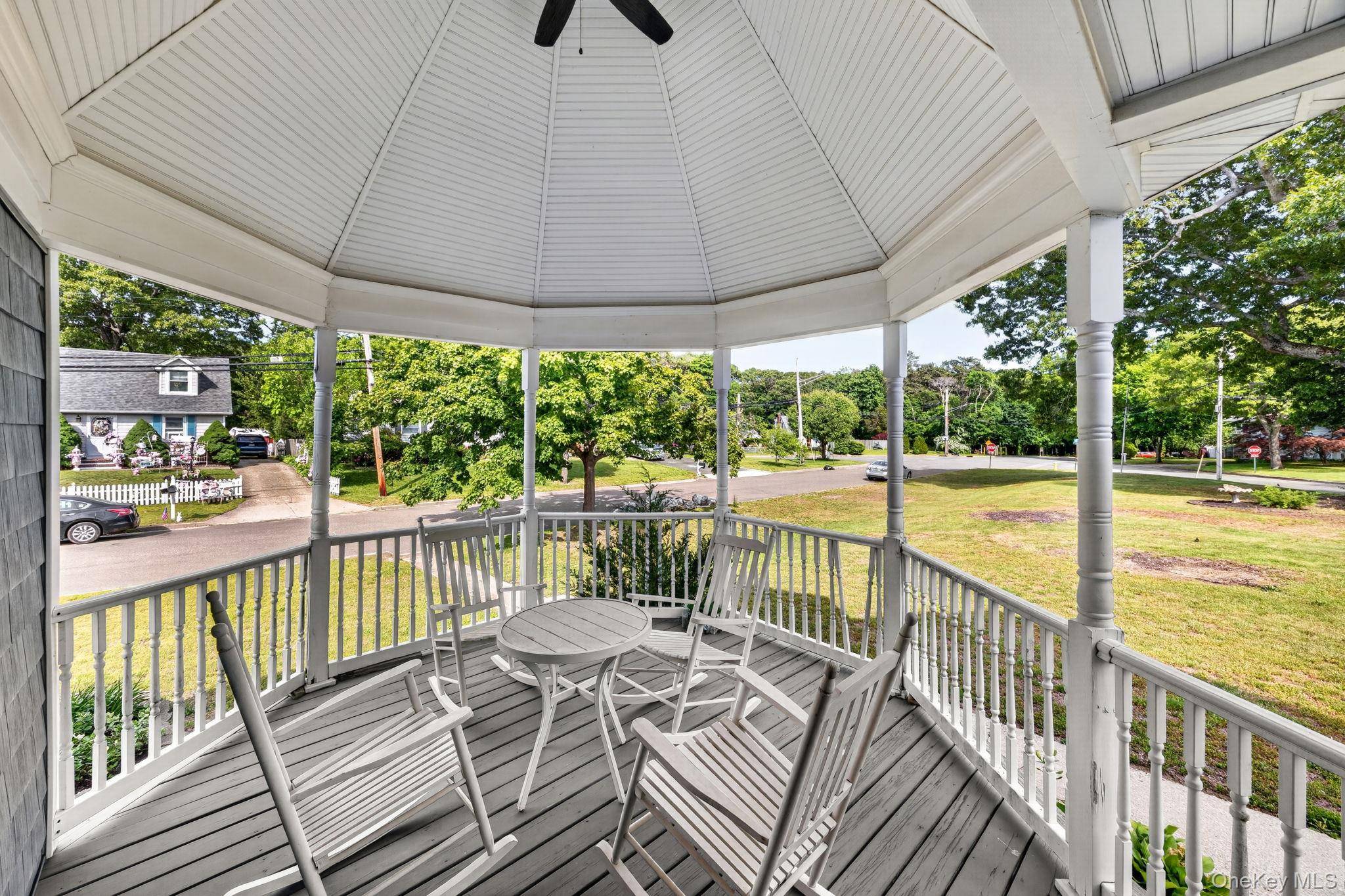 60 Steuben BLVD, Nesconset, NY 11767