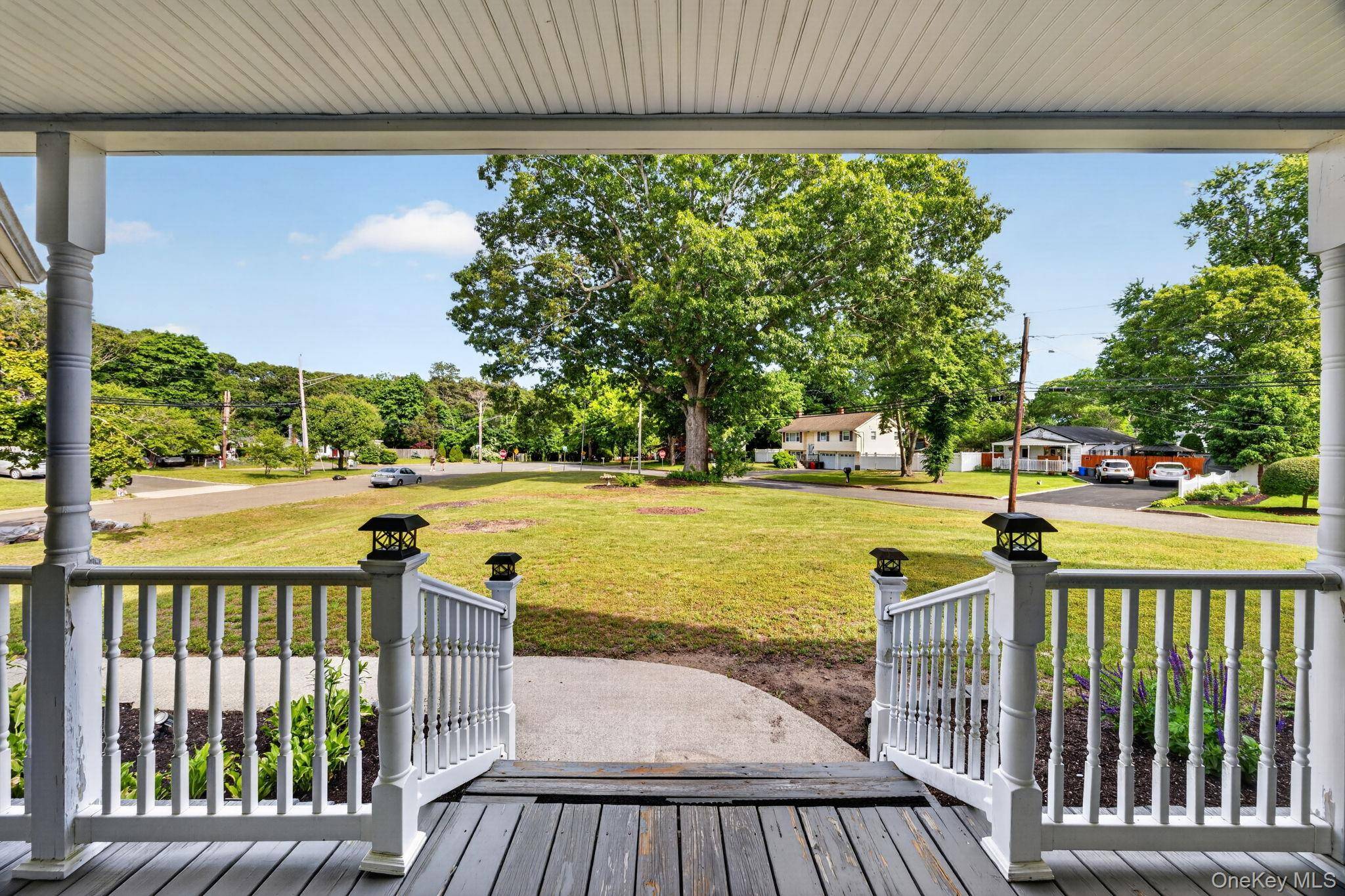 60 Steuben BLVD, Nesconset, NY 11767