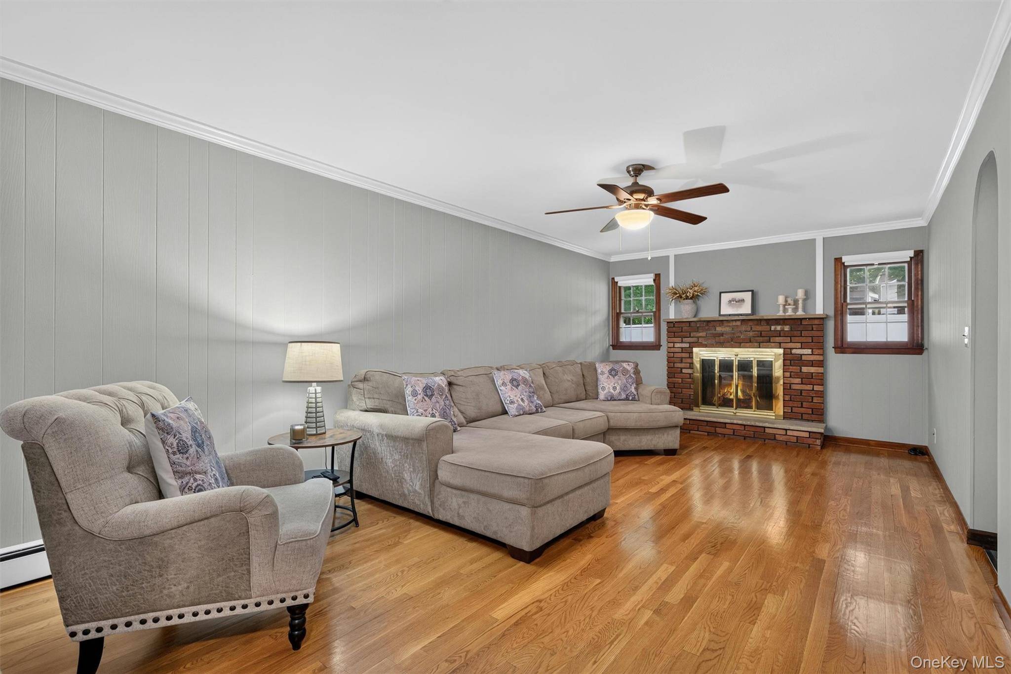 25 Lucky LN, Washingtonville, NY 10992