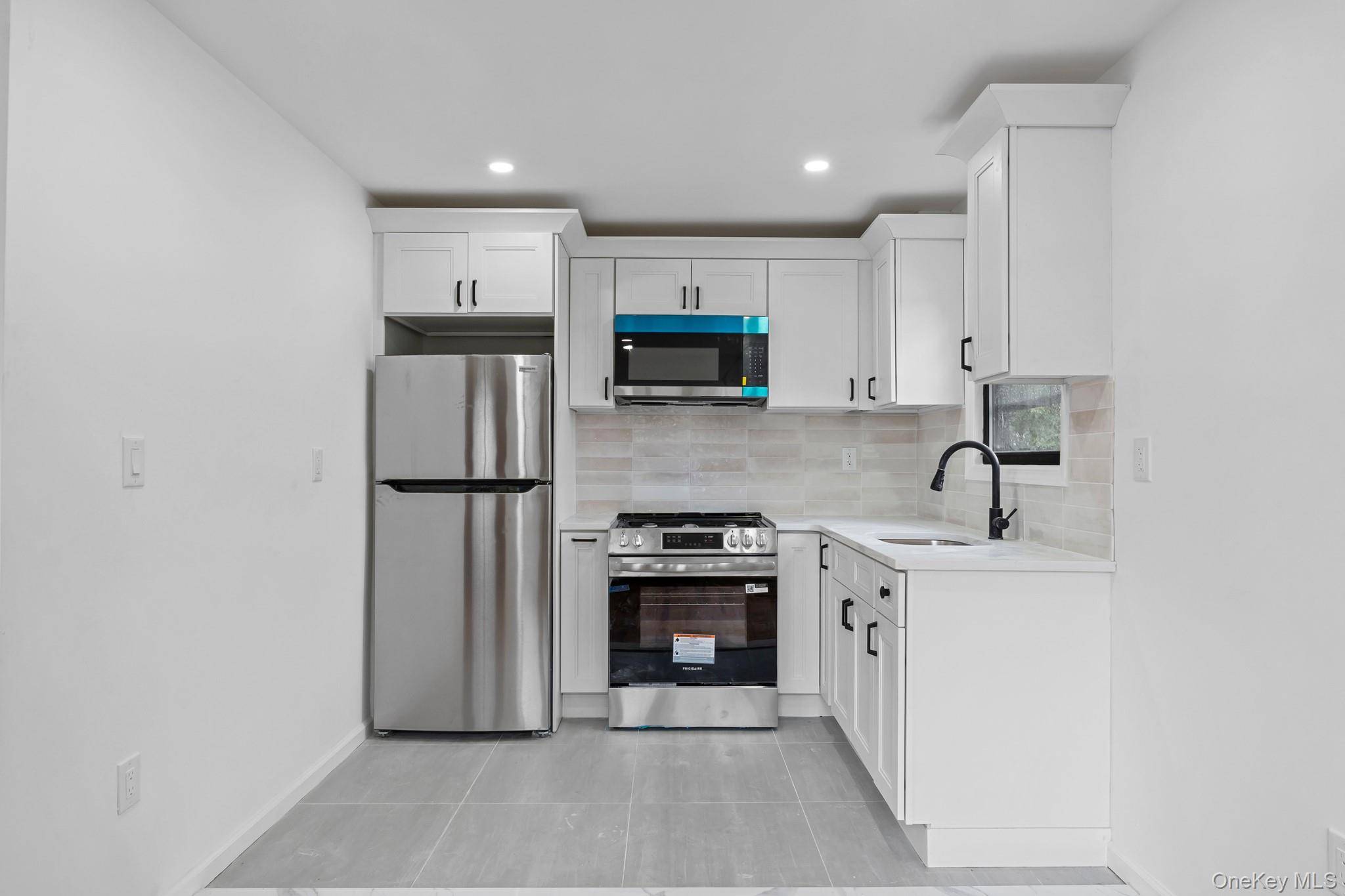 423 Beach 63rd ST, Arverne, NY 11692