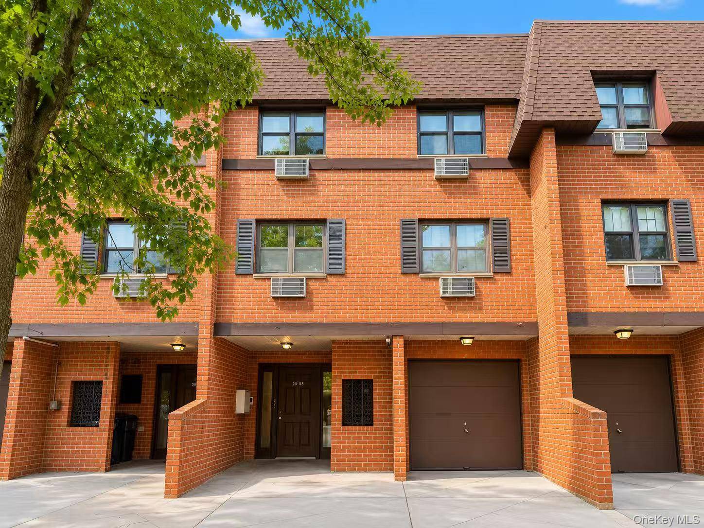 219-36 64th AVE #36A, Bayside, NY 11364