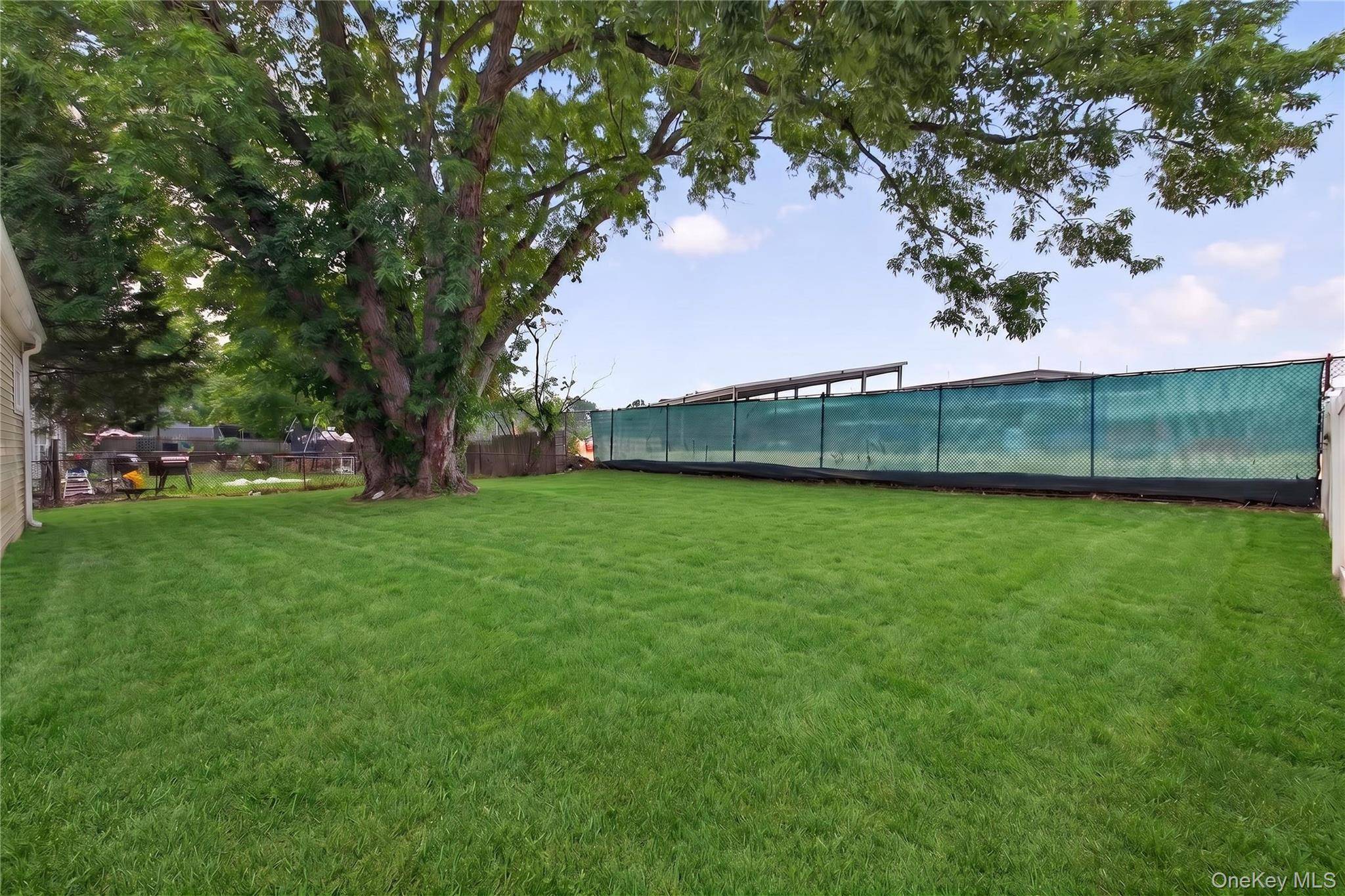 33 Parkway BLVD, Wyandanch, NY 11798