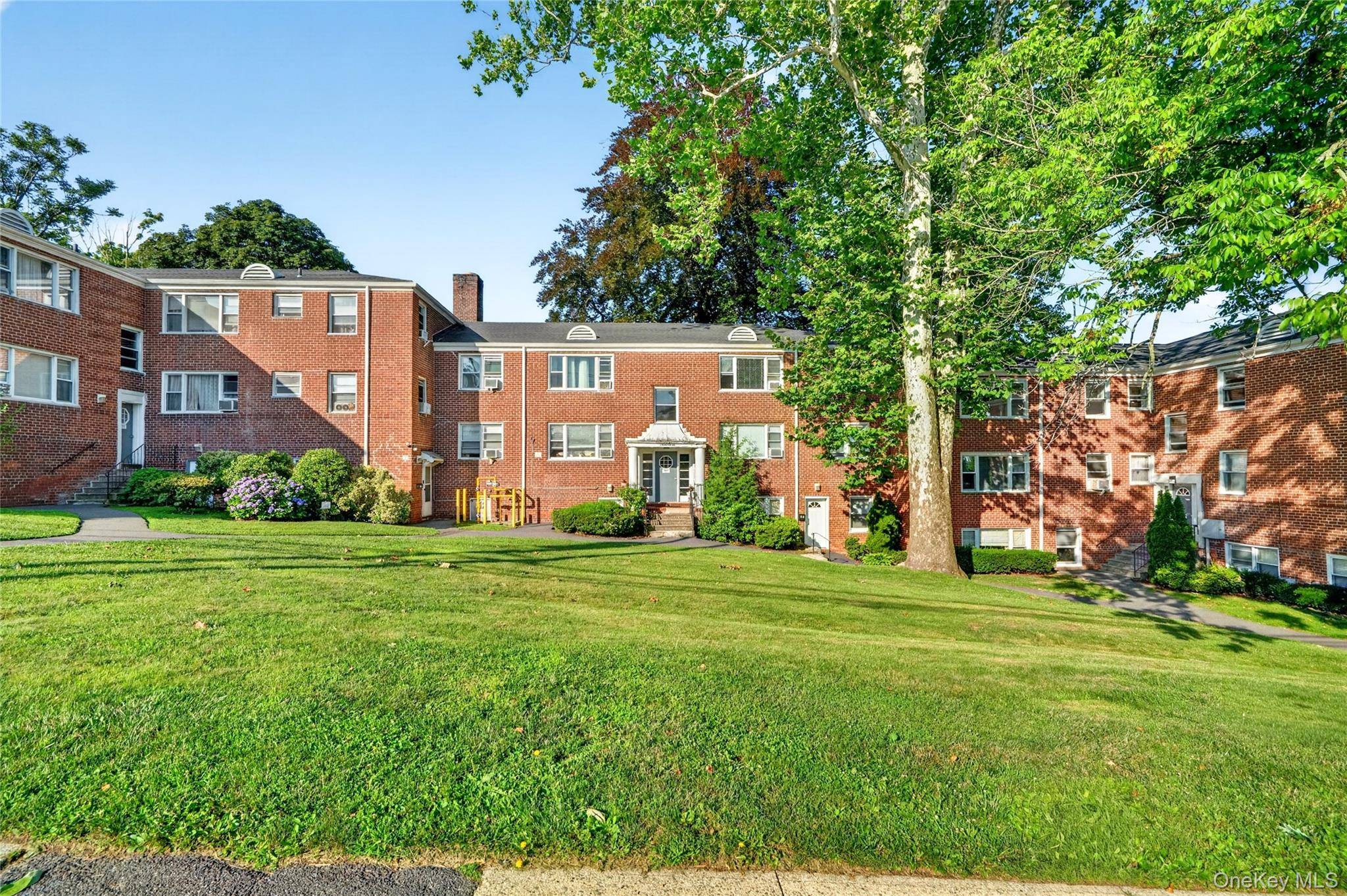 2 Soundview AVE #A2G, White Plains, NY 10606