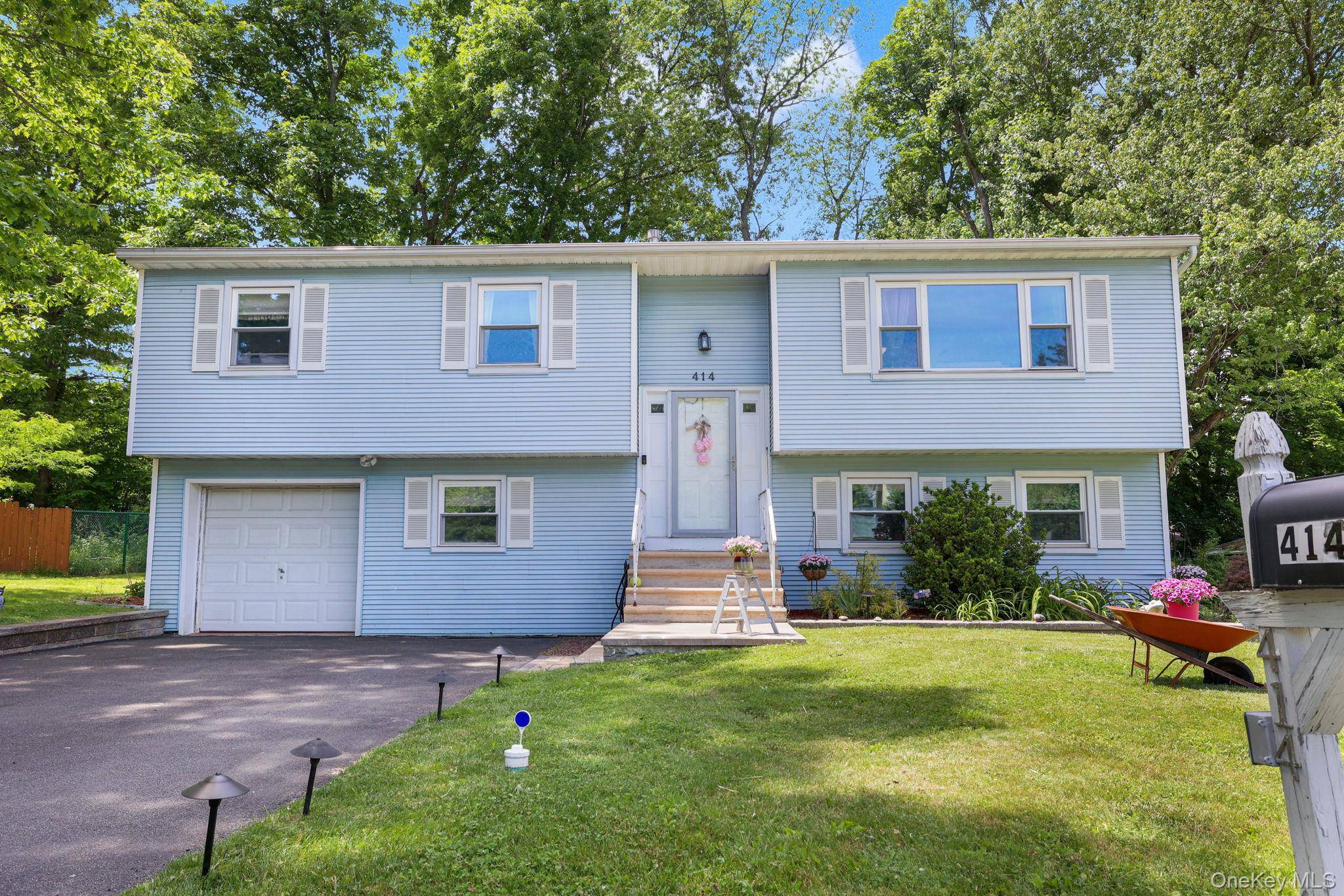 414 Philo ST, New Windsor, NY 12553