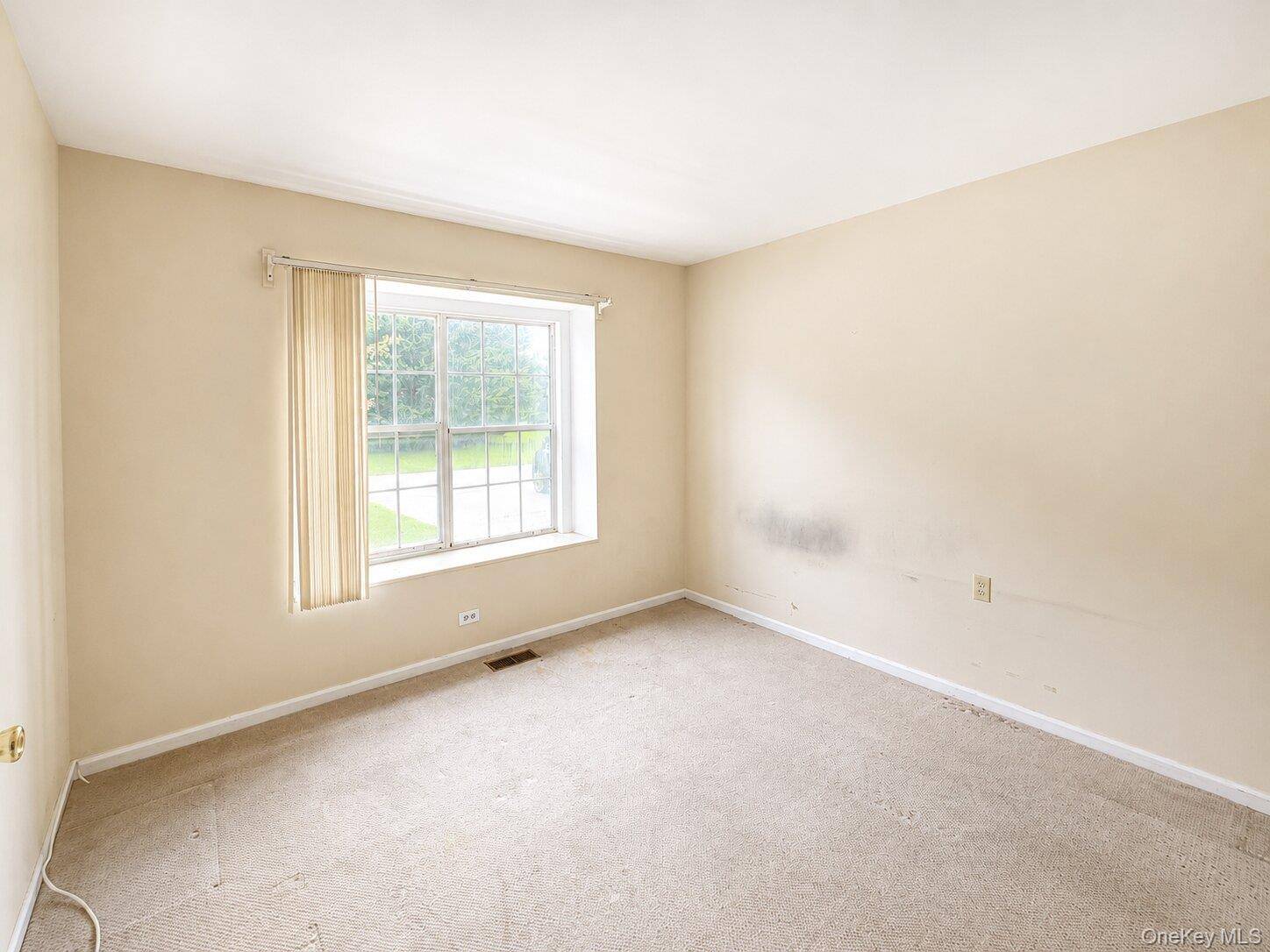 2555 Youngs AVE #3C, Southold, NY 11971