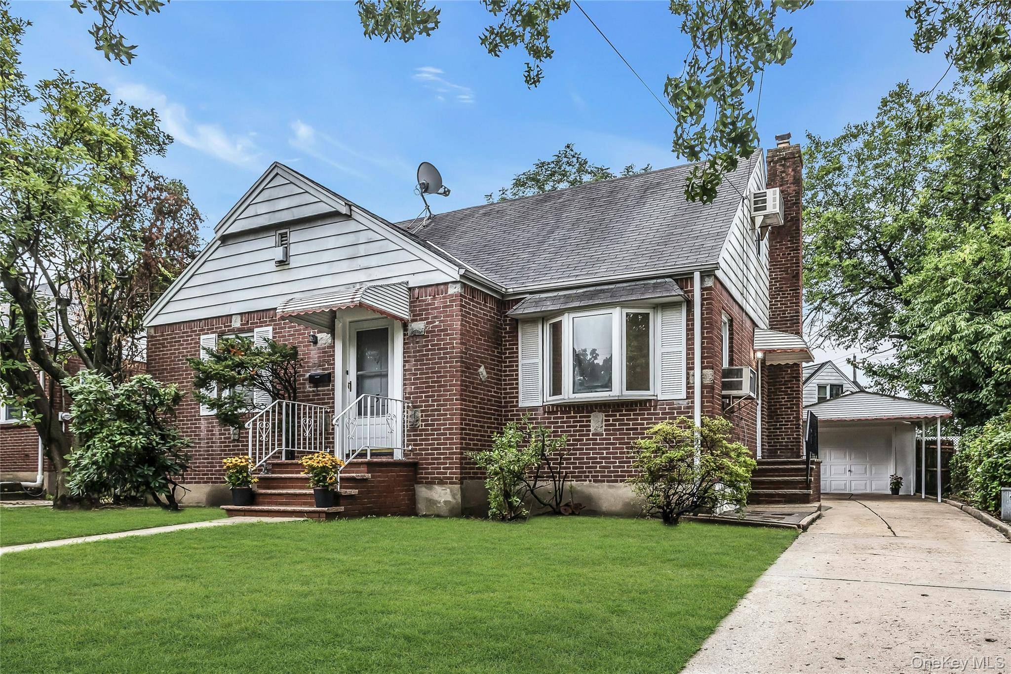 5 Sobro AVE, Valley Stream, NY 11580
