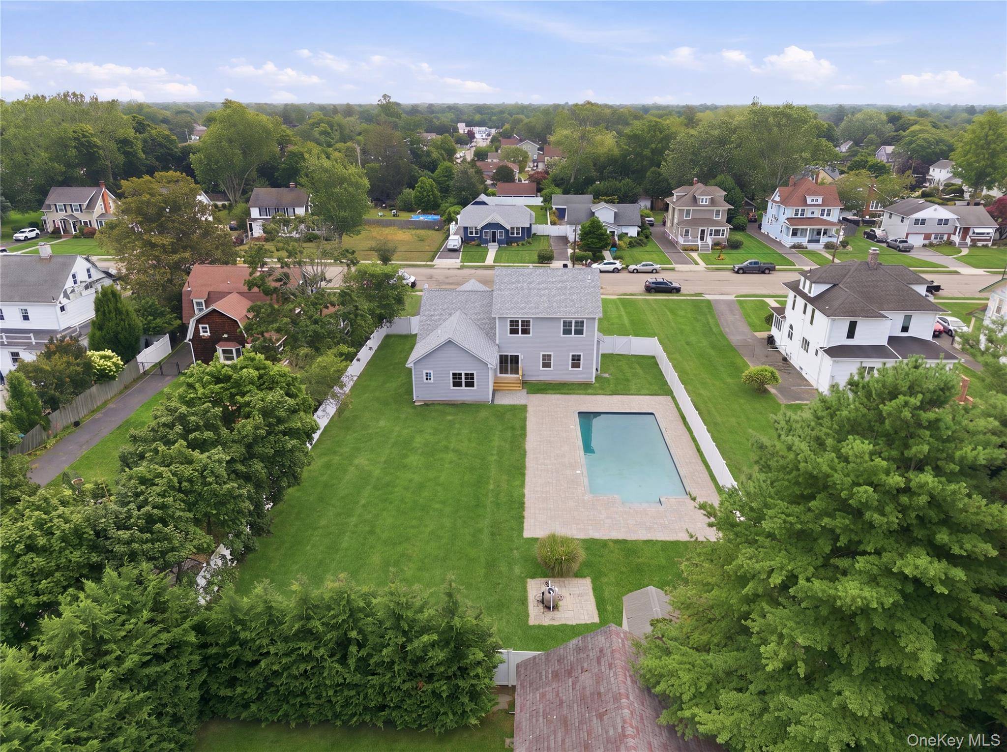 152 Jayne AVE, Patchogue, NY 11772