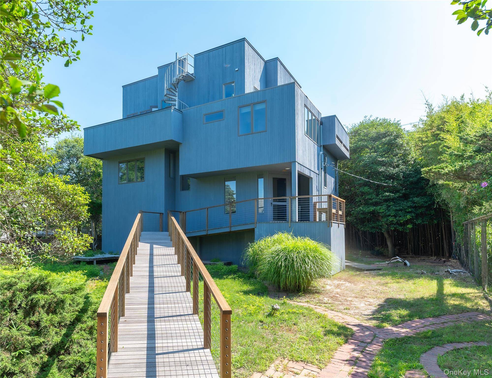 36 Dune WAY, Seaview, NY 11770