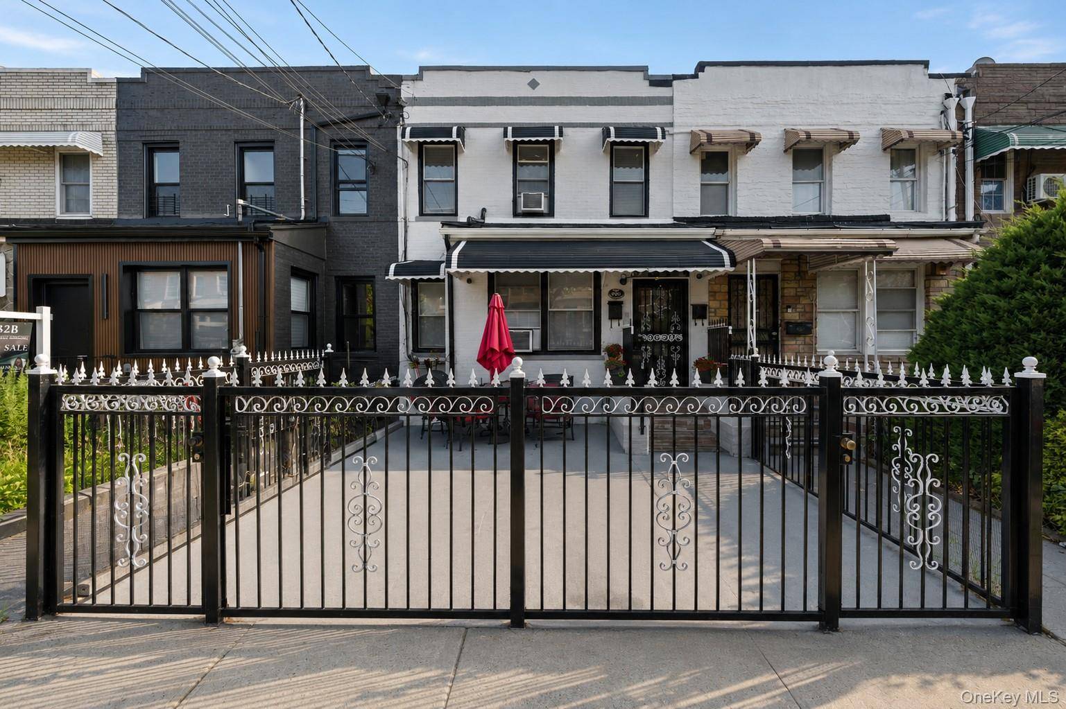 960 E 221st ST, Bronx, NY 10469