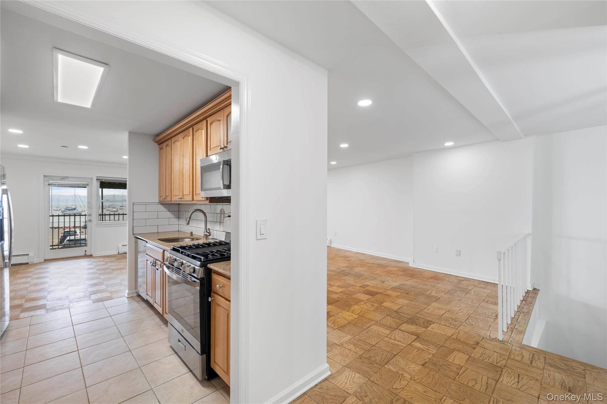 101 Gedney ST #EE, Nyack, NY 10960