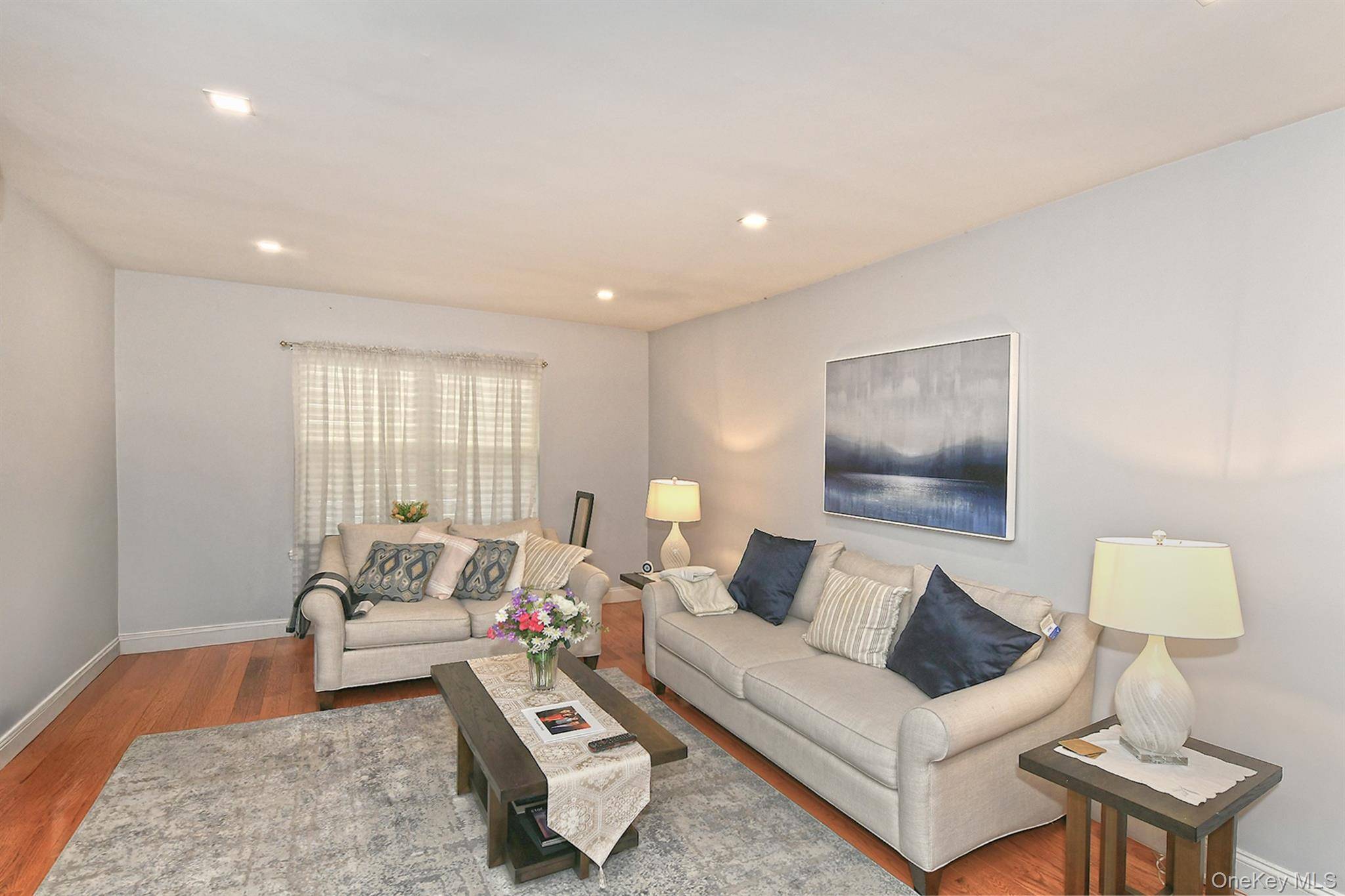 3250 32nd ST, Astoria, NY 11106