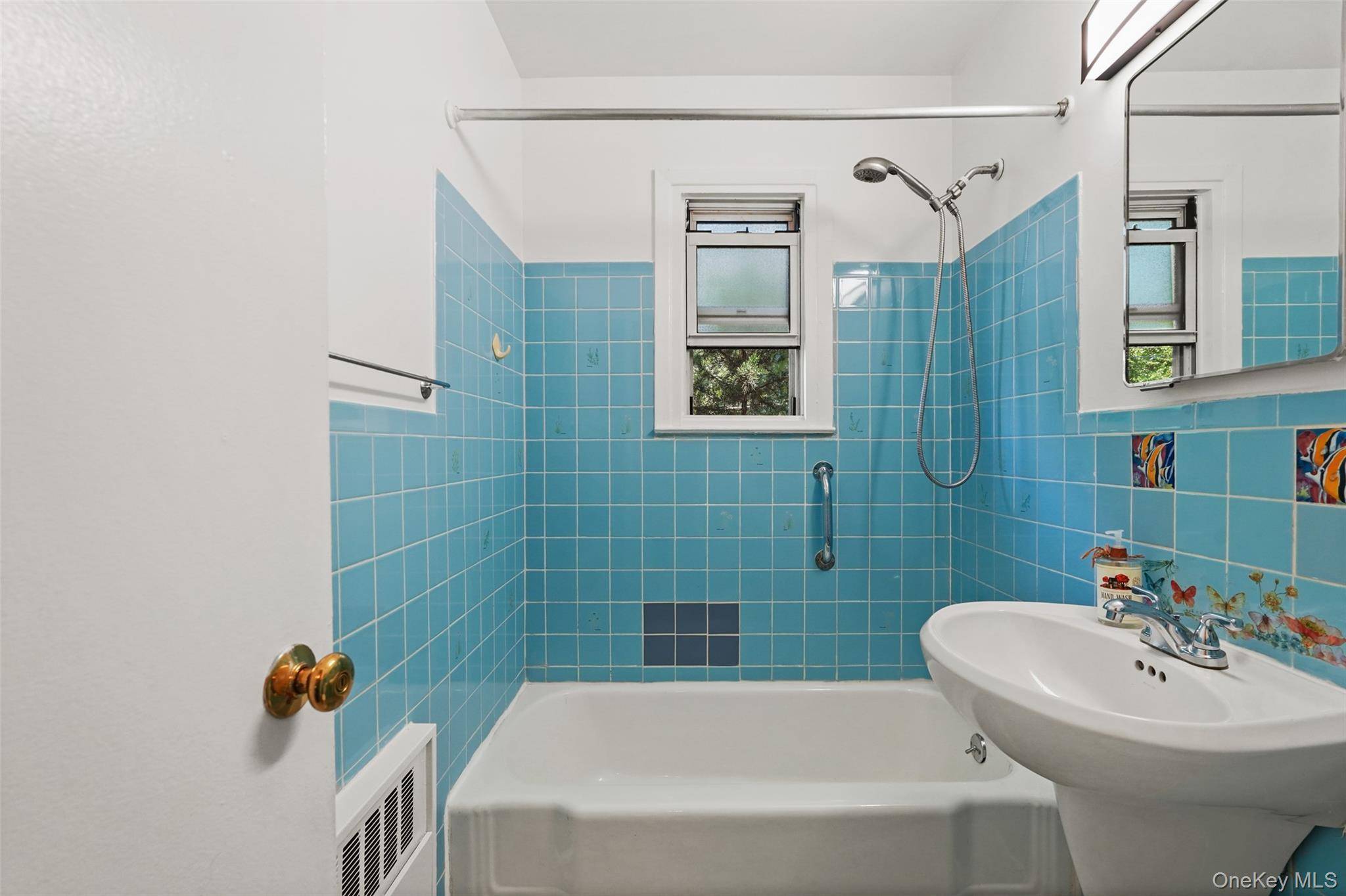 50 Charter CIR #C, Ossining, NY 10562