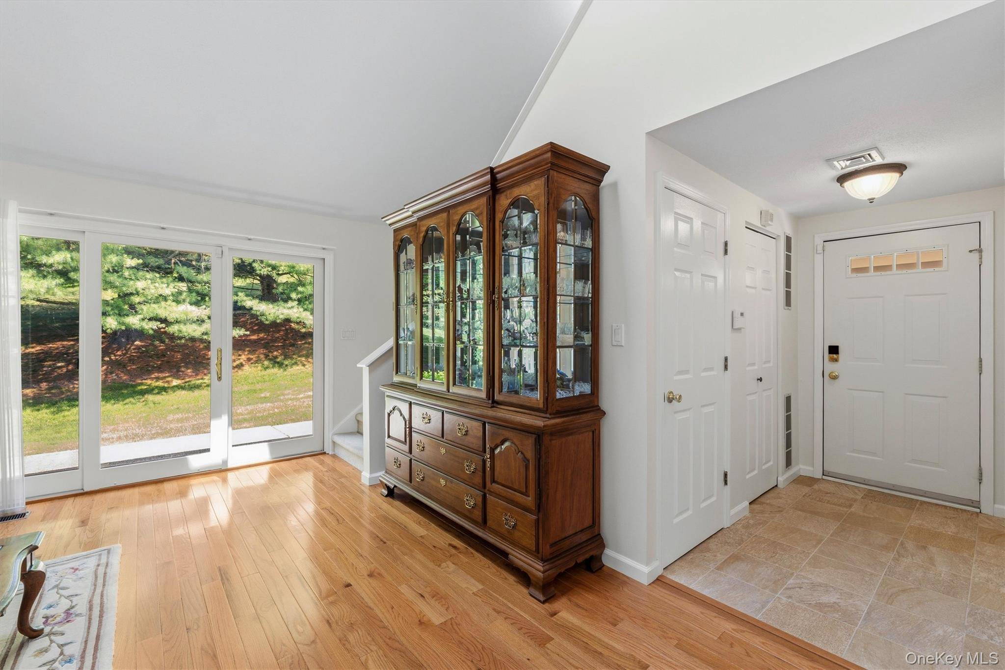 3302 Homestead CT, Peekskill, NY 10566