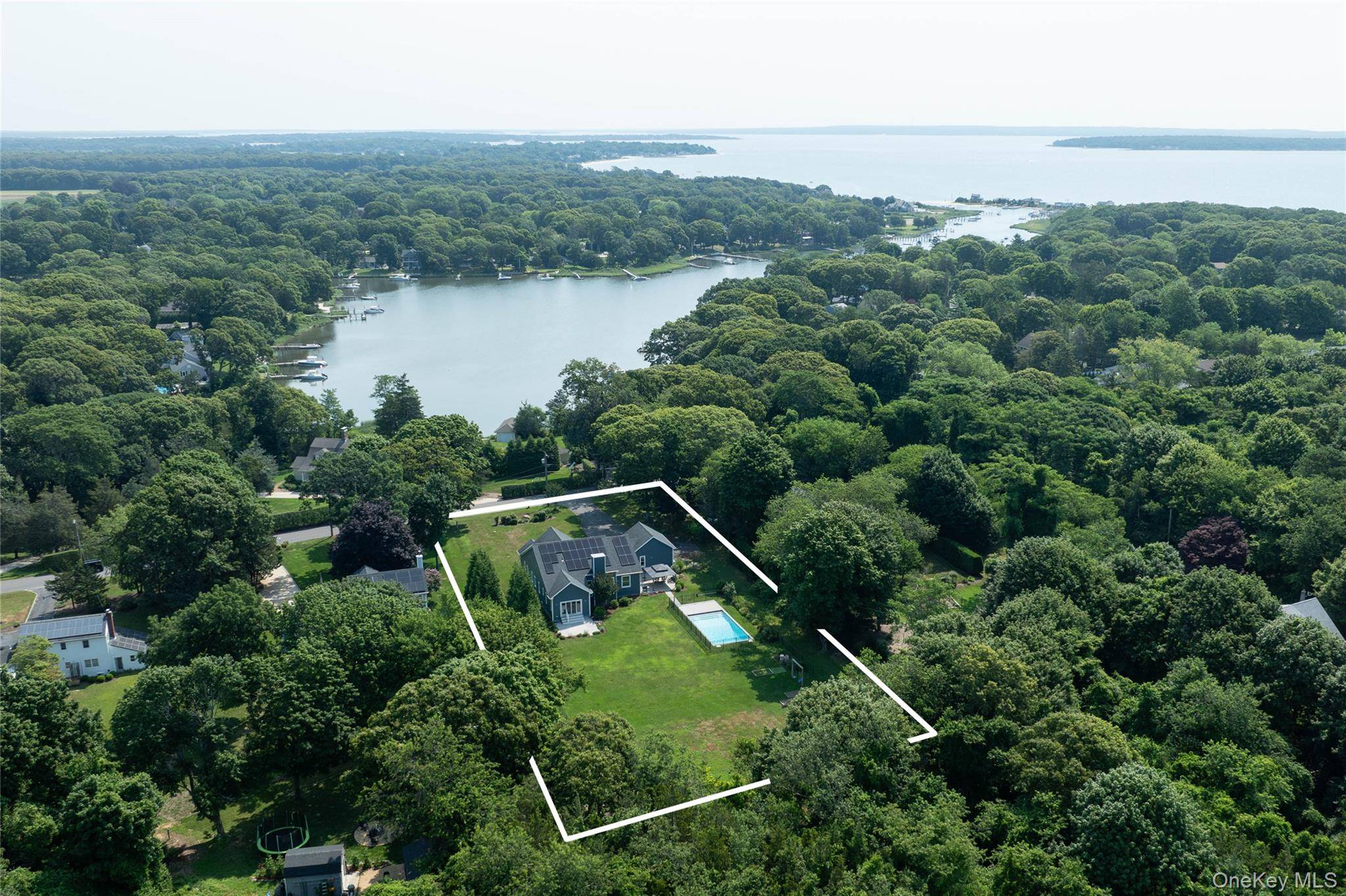 1430 Marratooka RD, Mattituck, NY 11952