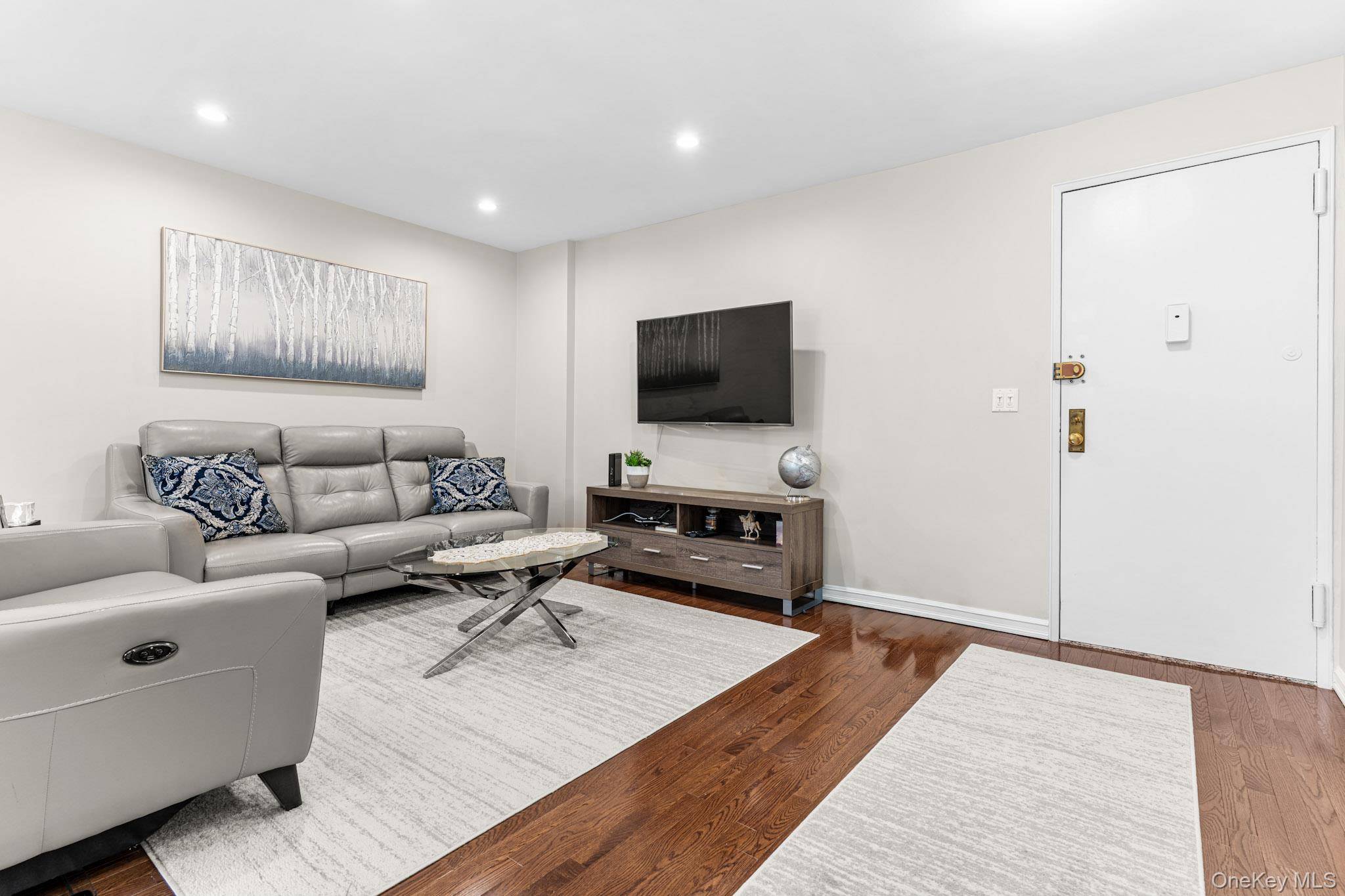 632 Palmer RD #8G, Yonkers, NY 10701