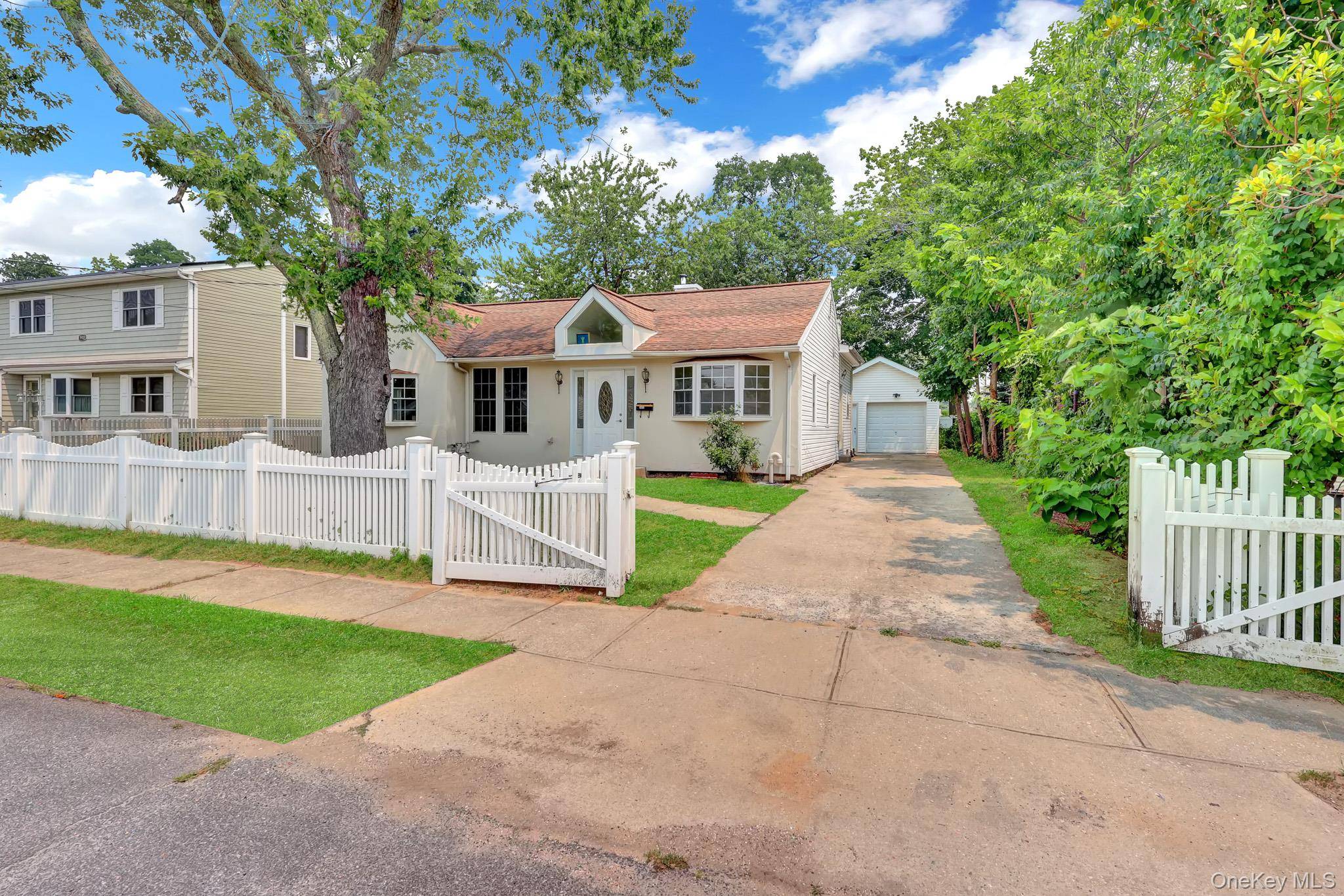 1431 Brooklyn BLVD, Bay Shore, NY 11706