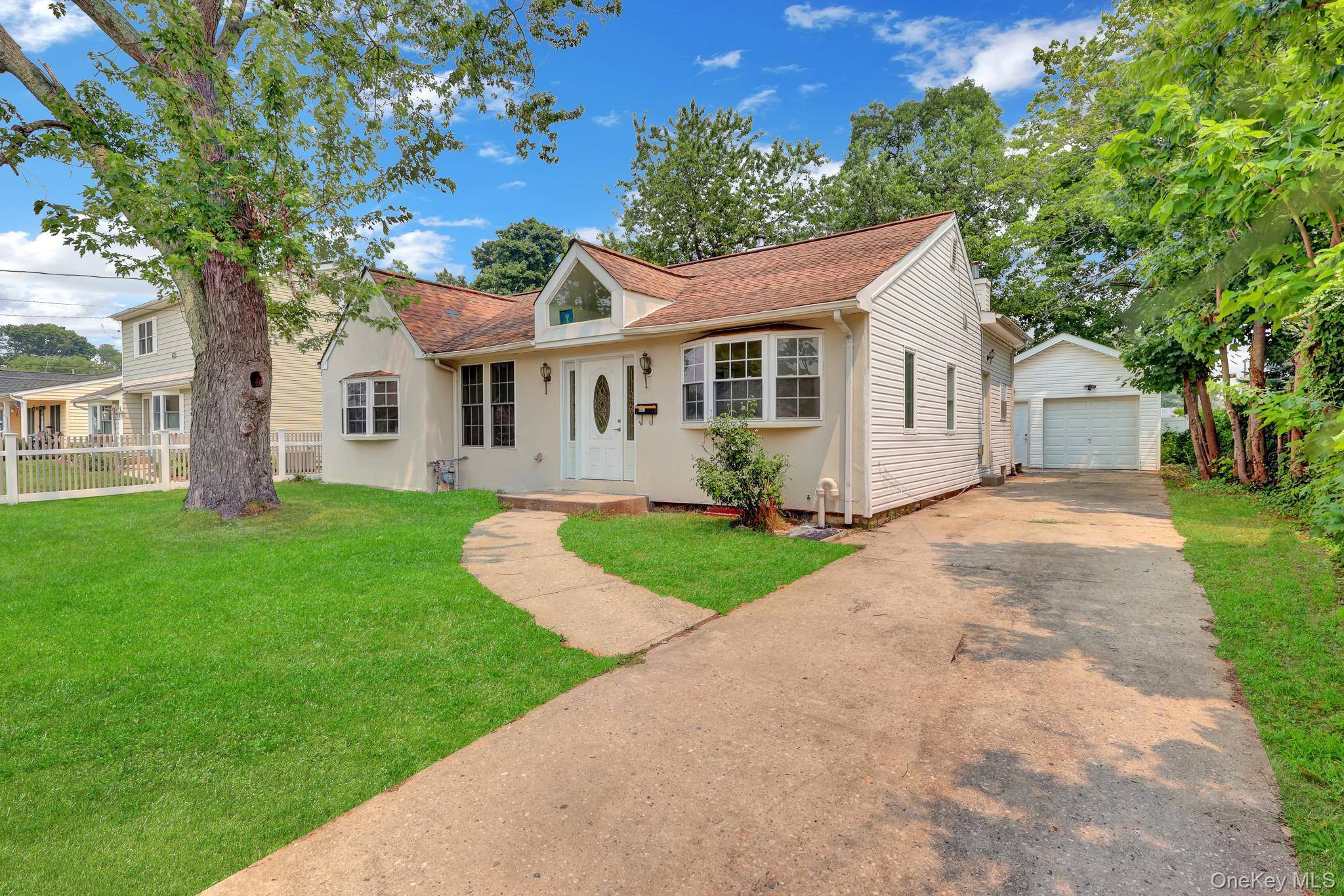 1431 Brooklyn BLVD, Bay Shore, NY 11706