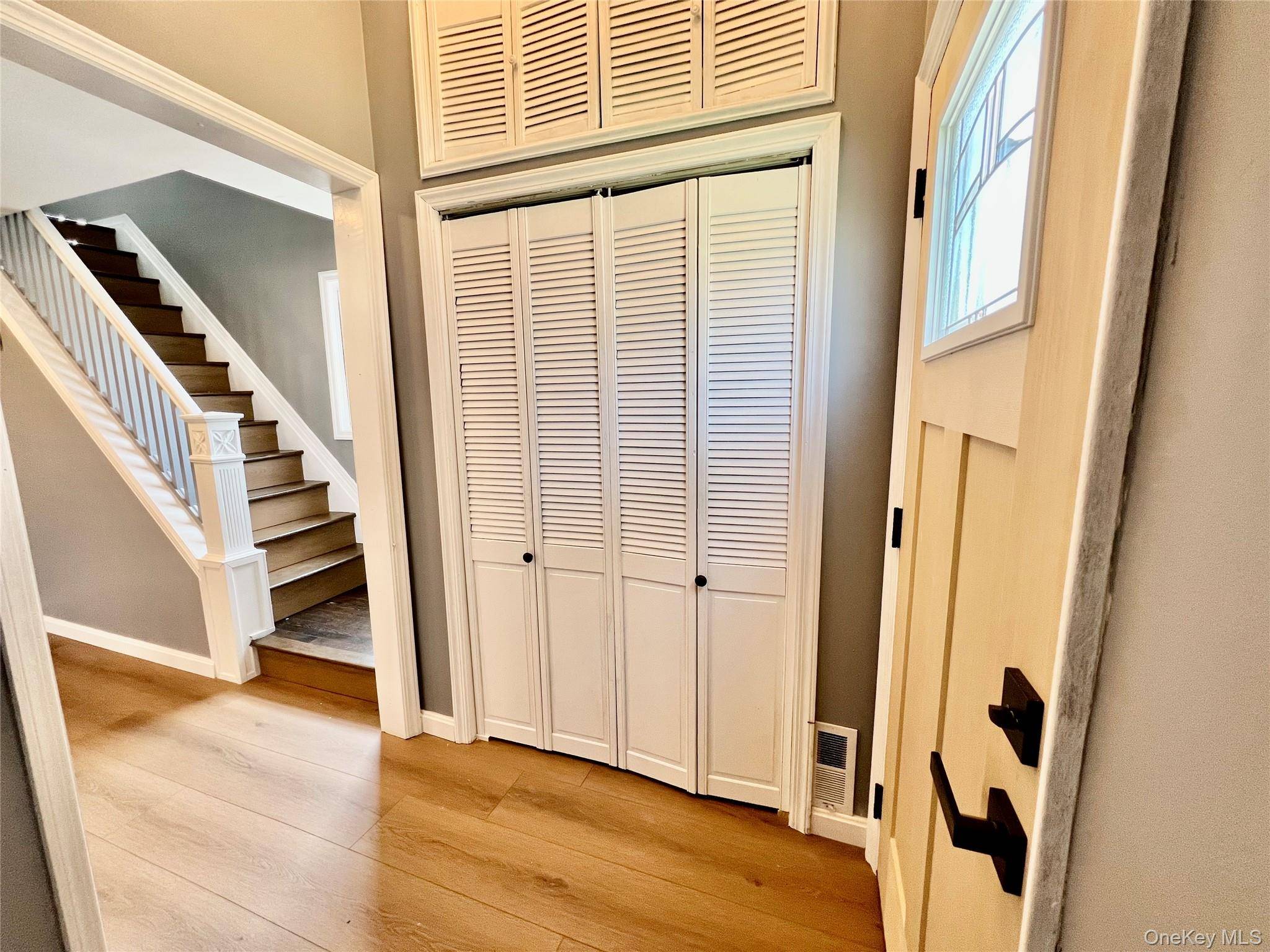 50 E Saint Marks PL, Valley Stream, NY 11580