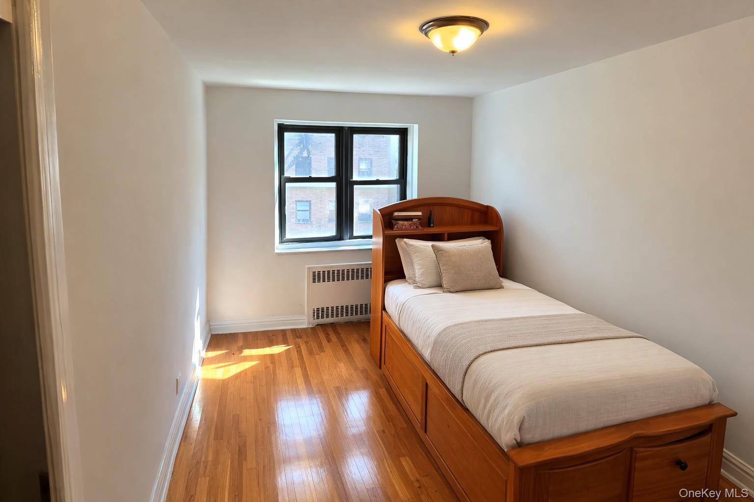 118-60 Metropolitan AVE #C3, Kew Gardens, NY 11415