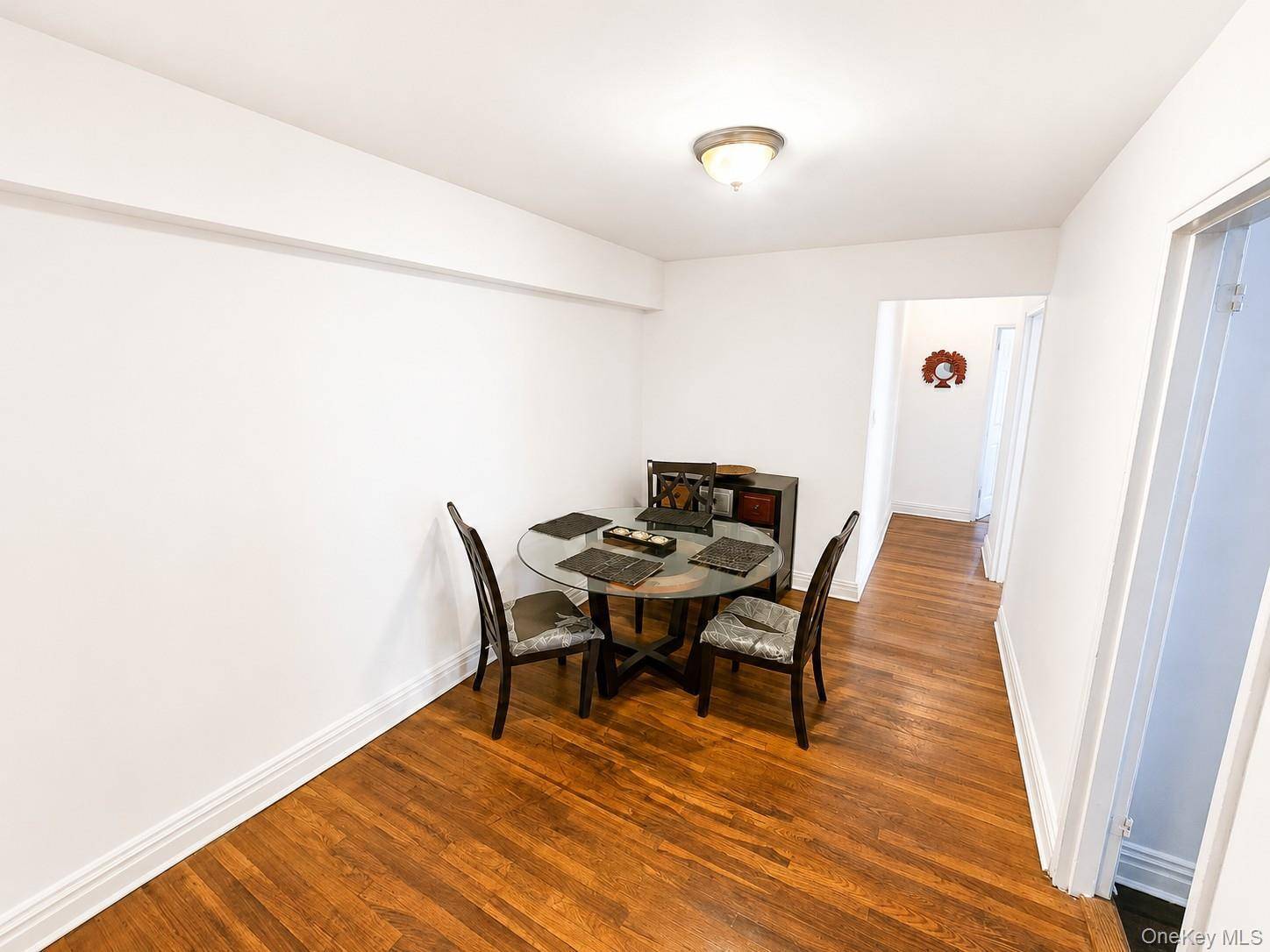 118-60 Metropolitan AVE #C3, Kew Gardens, NY 11415