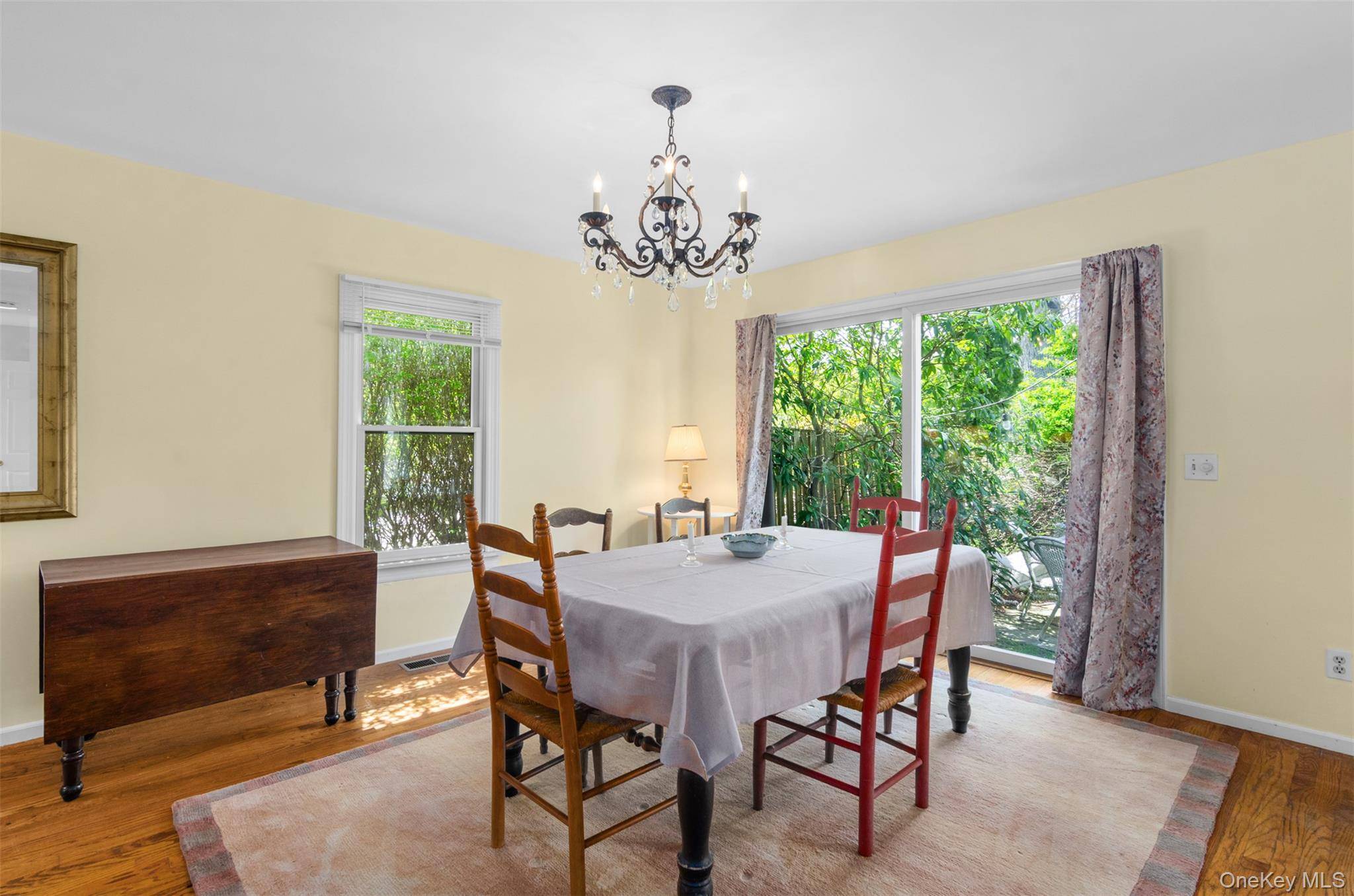 570 Hampton RD #31, Southampton, NY 11968