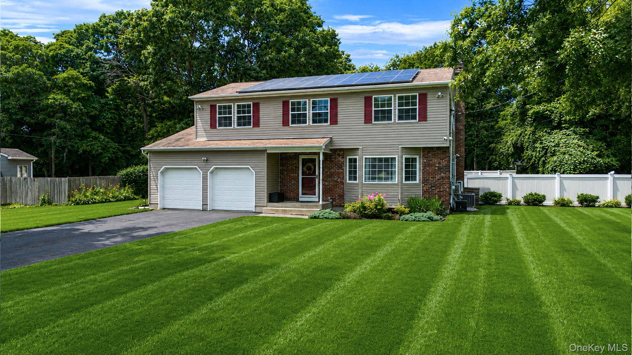 397 Lockwood DR, Shirley, NY 11967