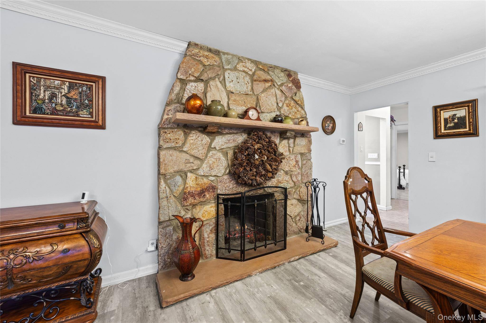 579 Empire AVE, West Babylon, NY 11704
