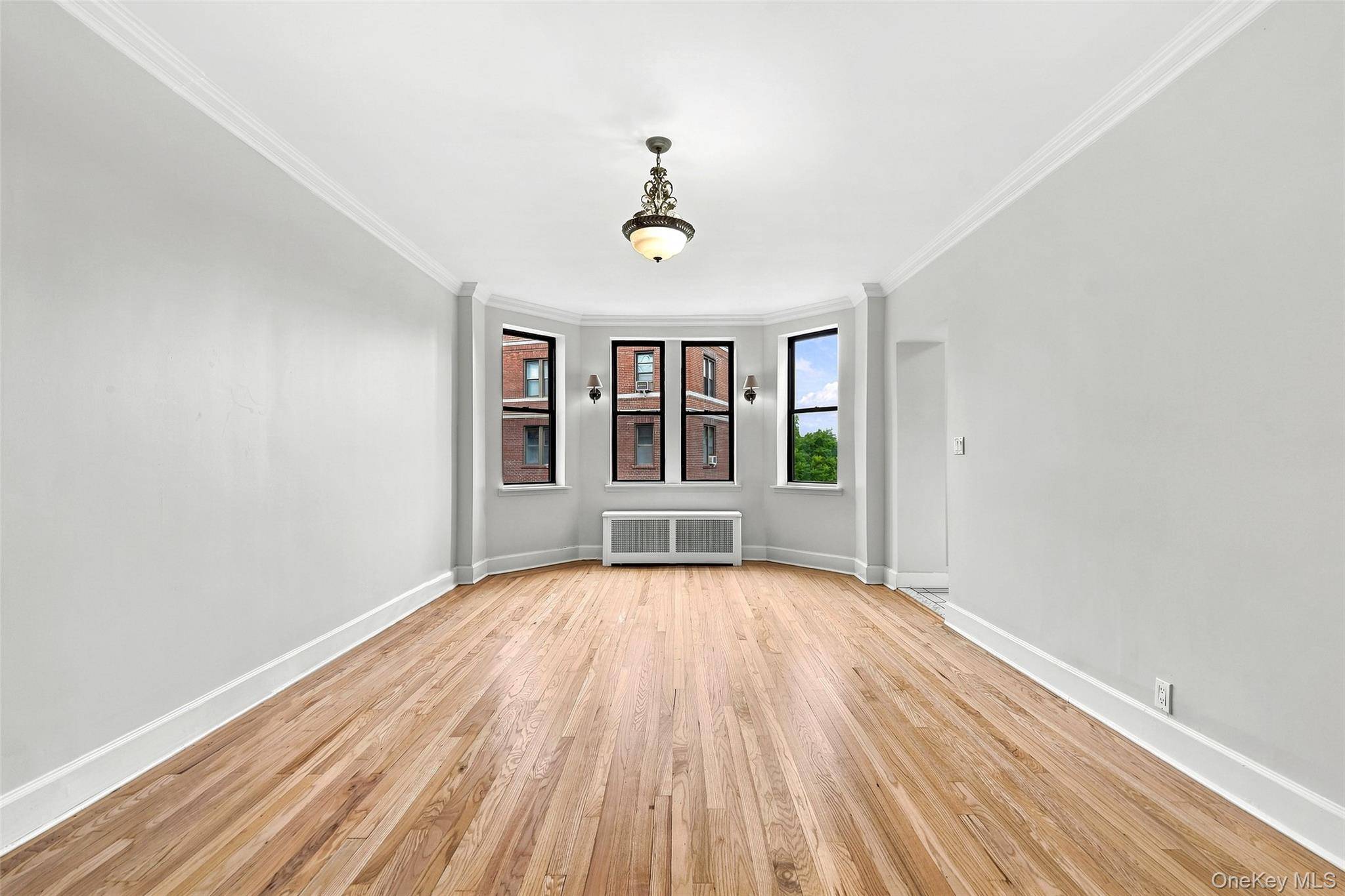 11 Alden RD #5L, Larchmont, NY 10538