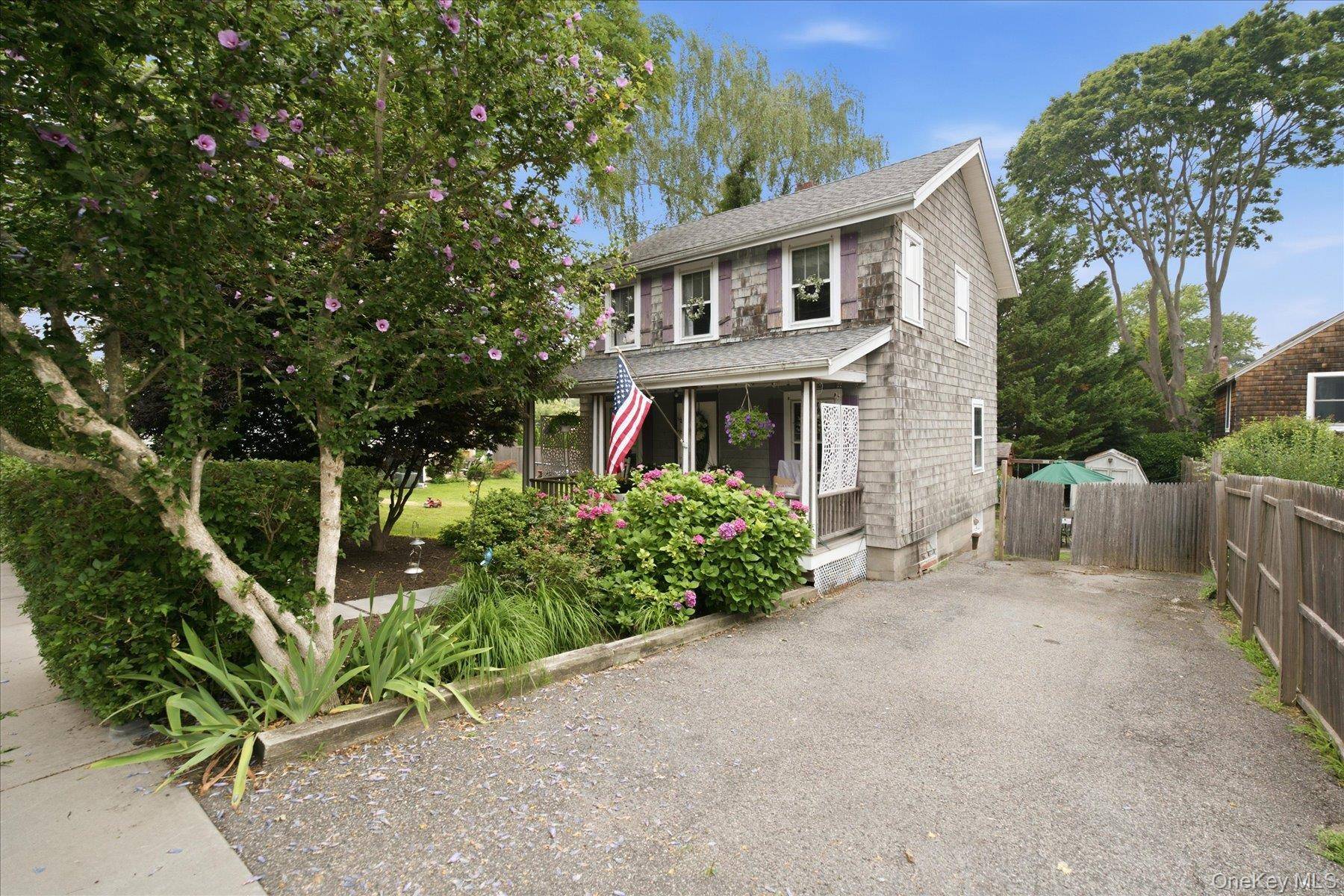 308 Monsell PL, Greenport, NY 11944