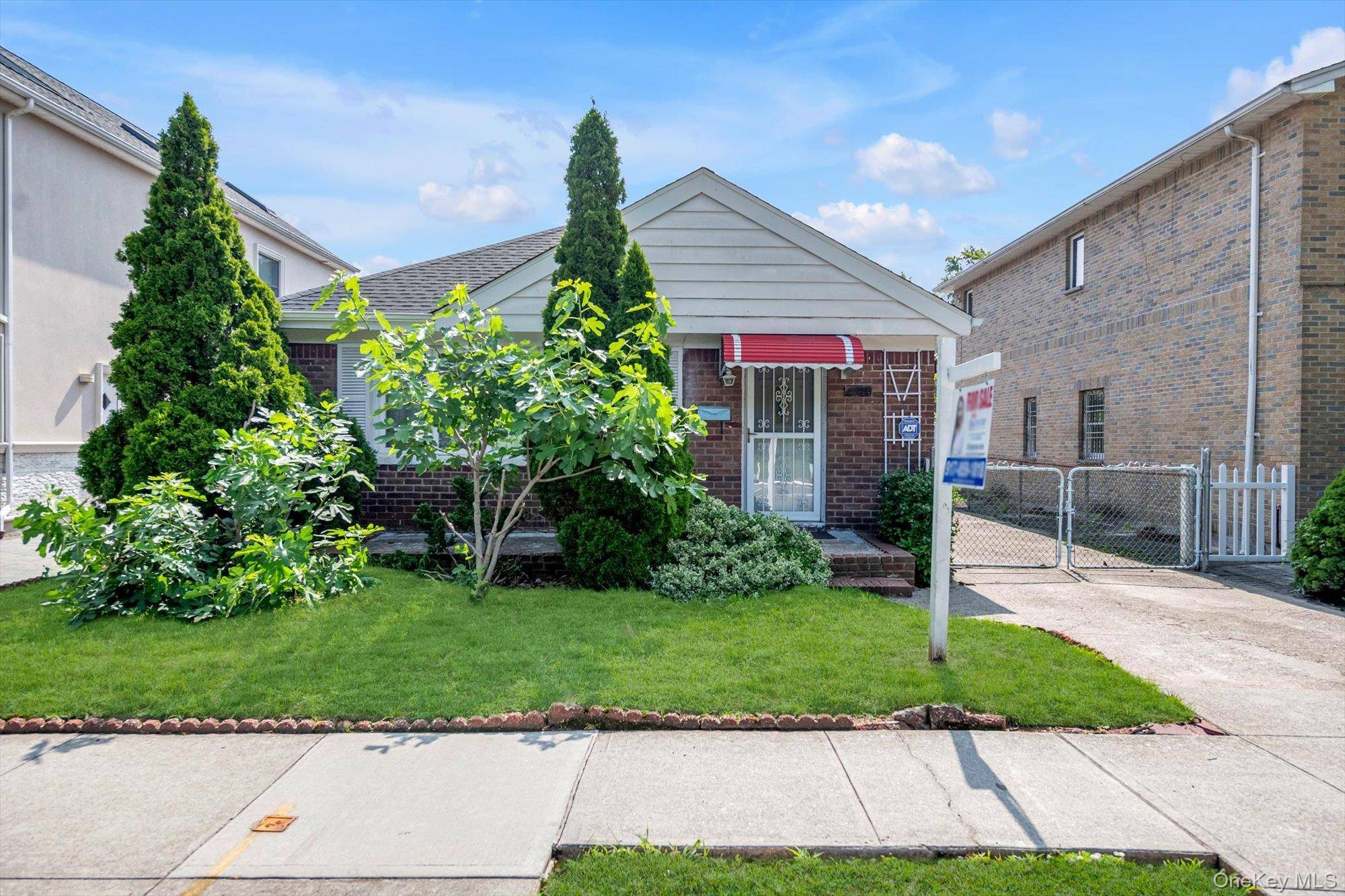 5011 175th ST, Fresh Meadows, NY 11365