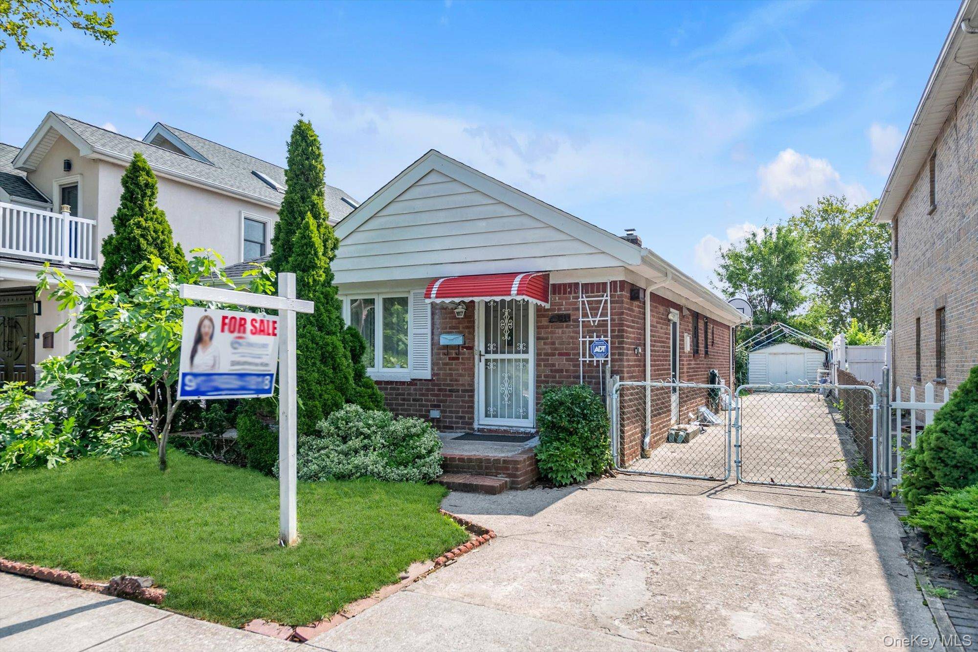 5011 175th ST, Fresh Meadows, NY 11365