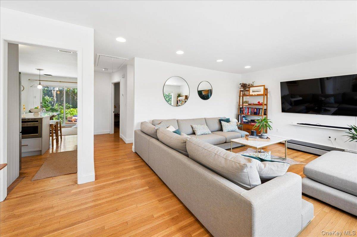12 Livingston AVE, Dobbs Ferry, NY 10522