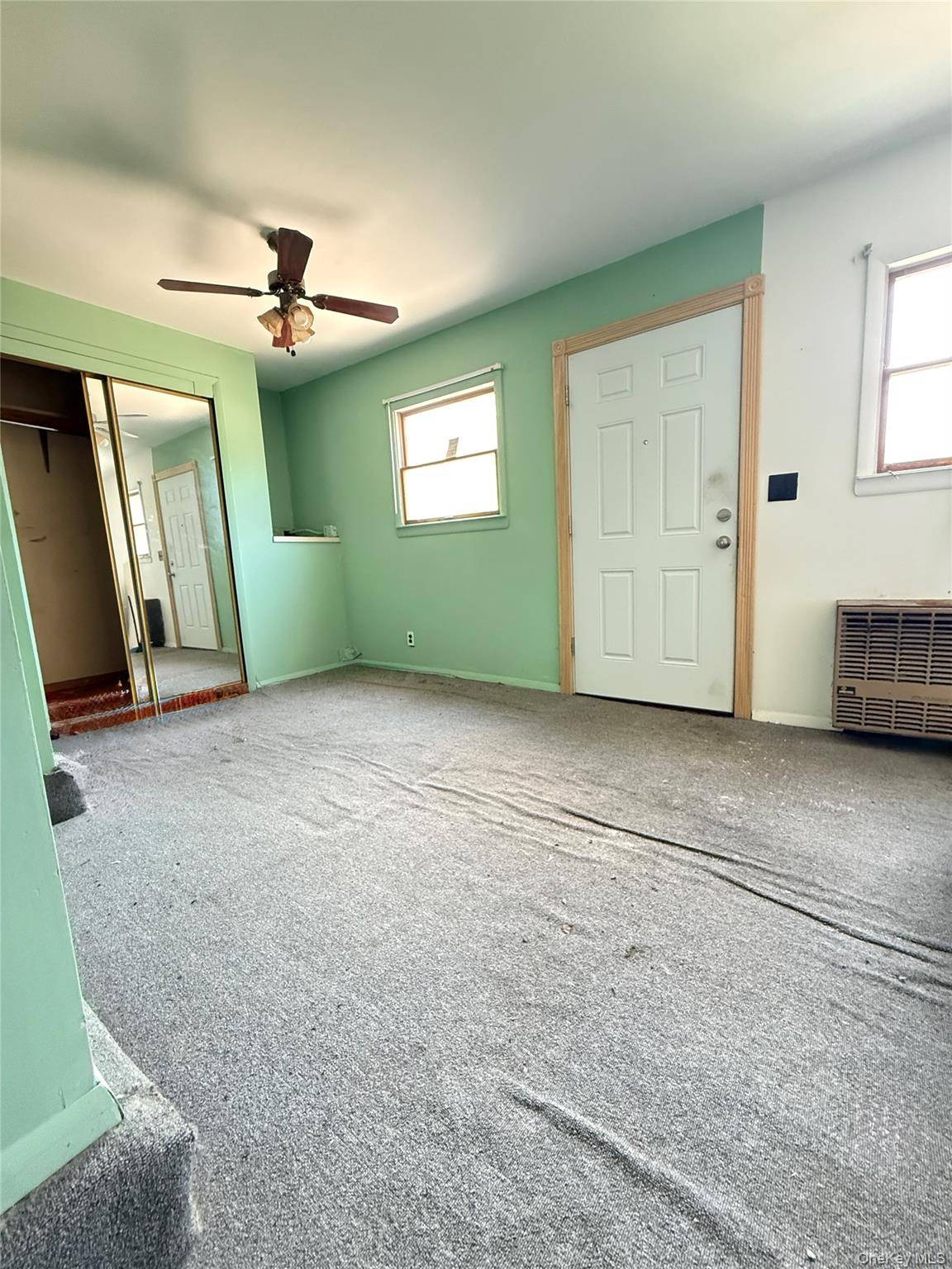 411 Mayflower AVE, Brentwood, NY 11717