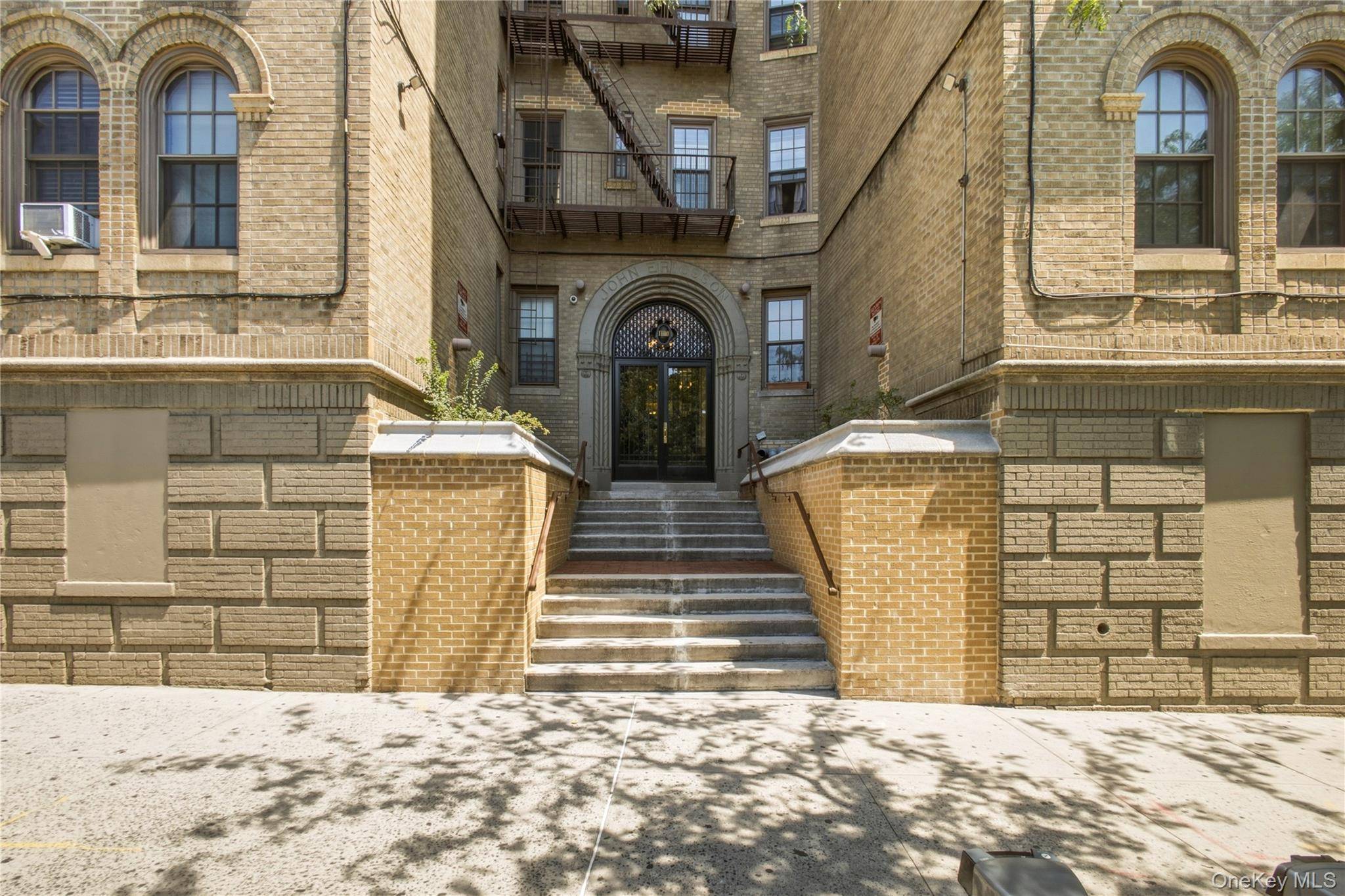 1100 Grand Concourse #5J, Bronx, NY 10456
