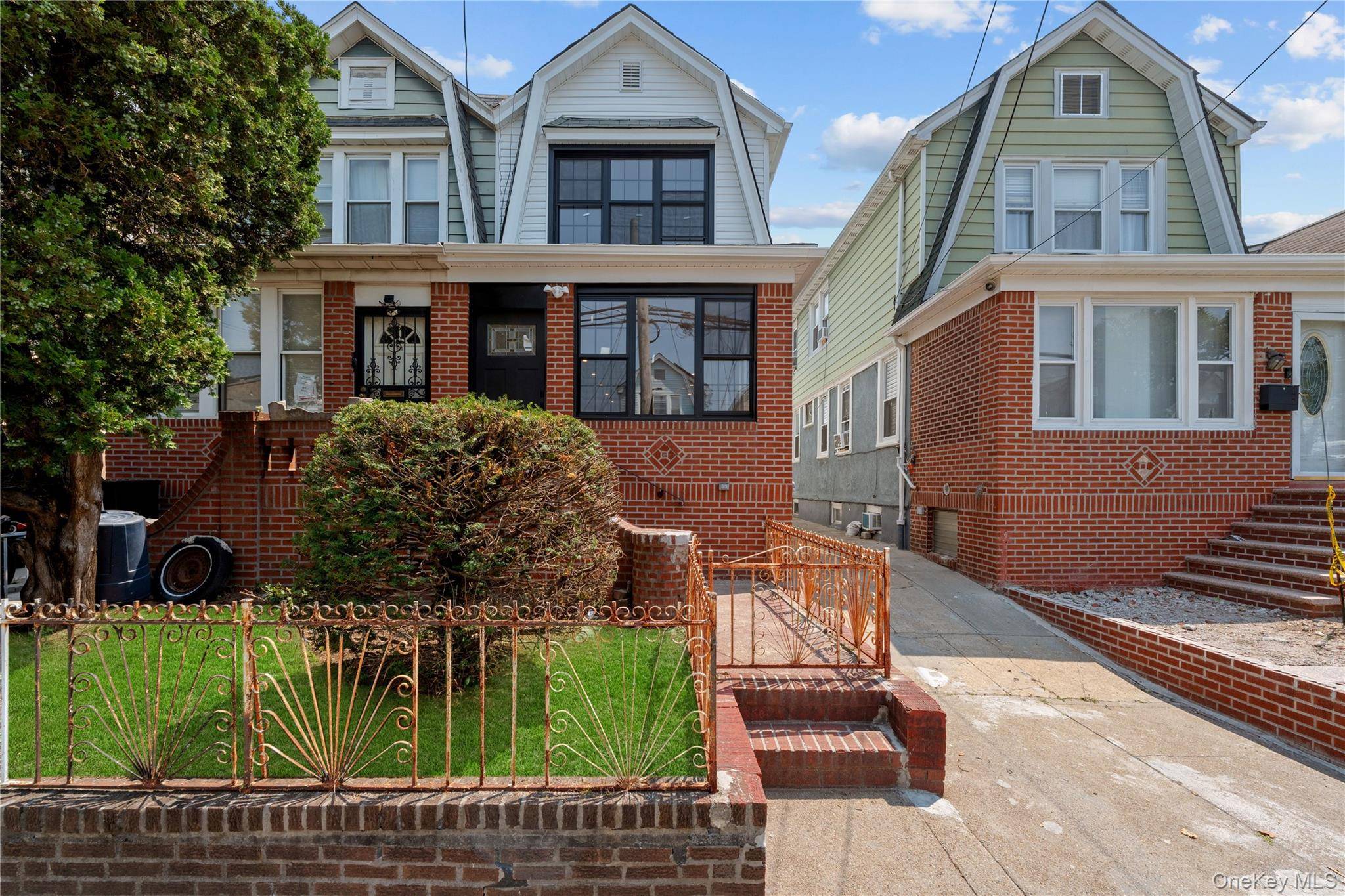 903 E 45th ST, Brooklyn, NY 11203