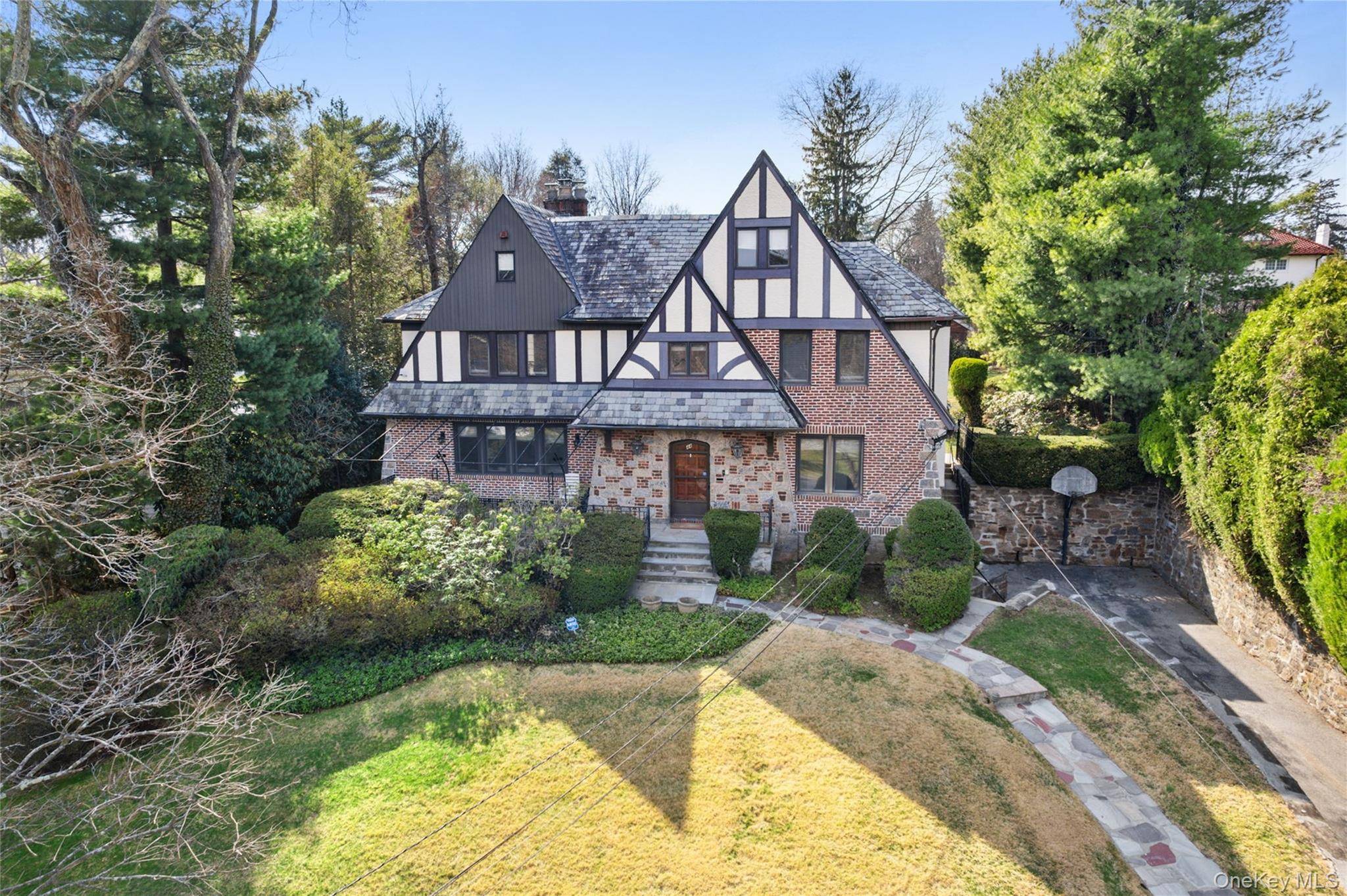 44 Fenimore RD, New Rochelle, NY 10804