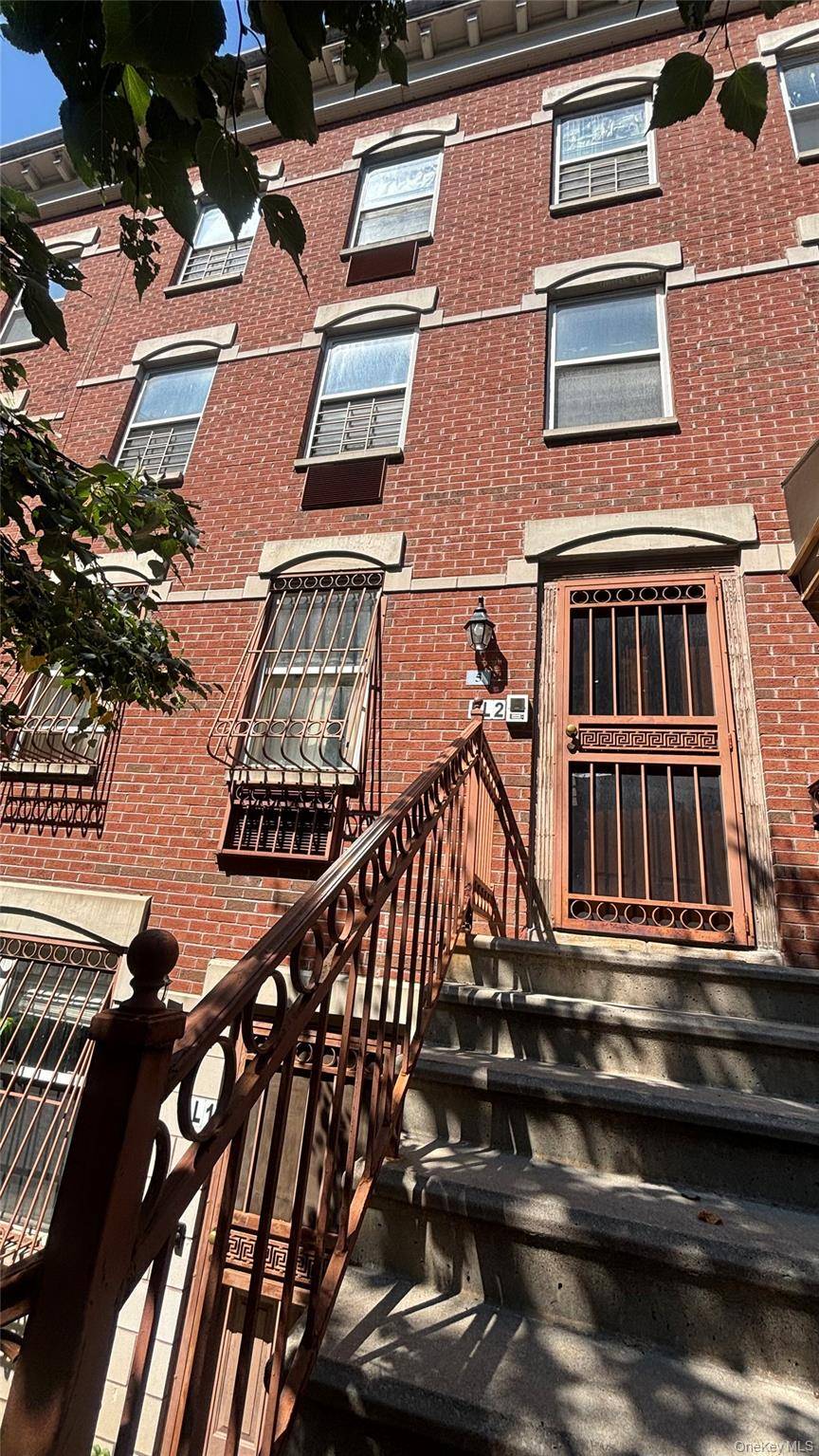 5 E 117th ST, New York (manhattan), NY 10035