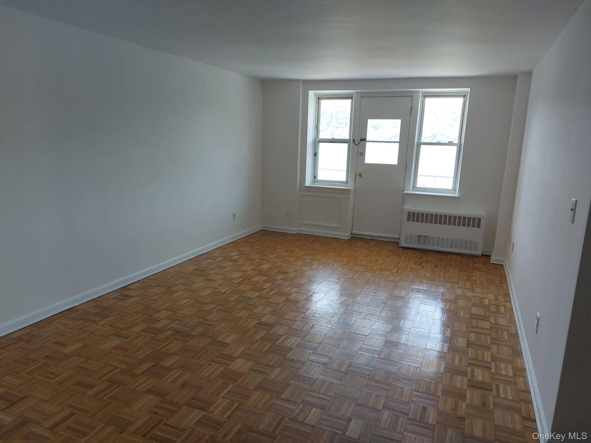 679 Warburton AVE #1L, Yonkers, NY 10701