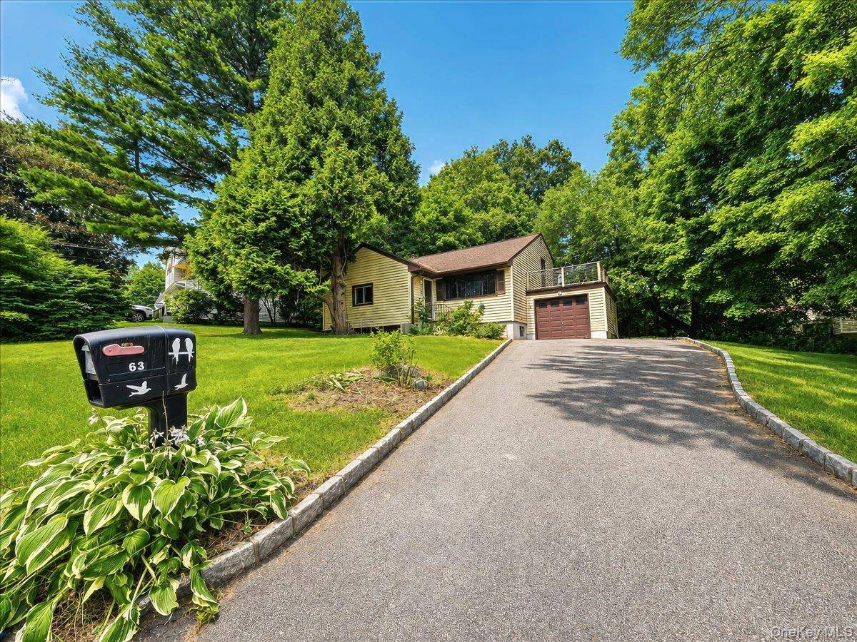 63 Waterbury Pkwy, Cortlandt Manor, NY 10567