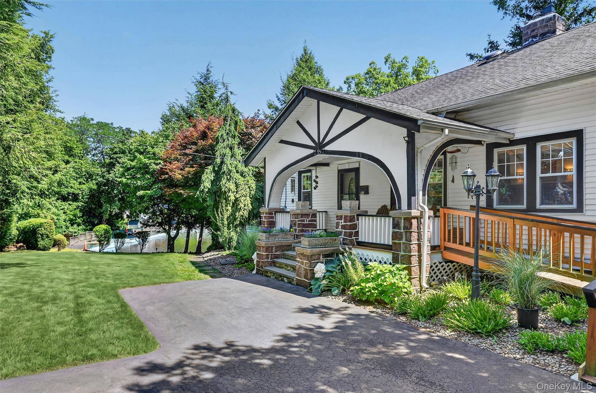 95 Collyer AVE, New City, NY 10956