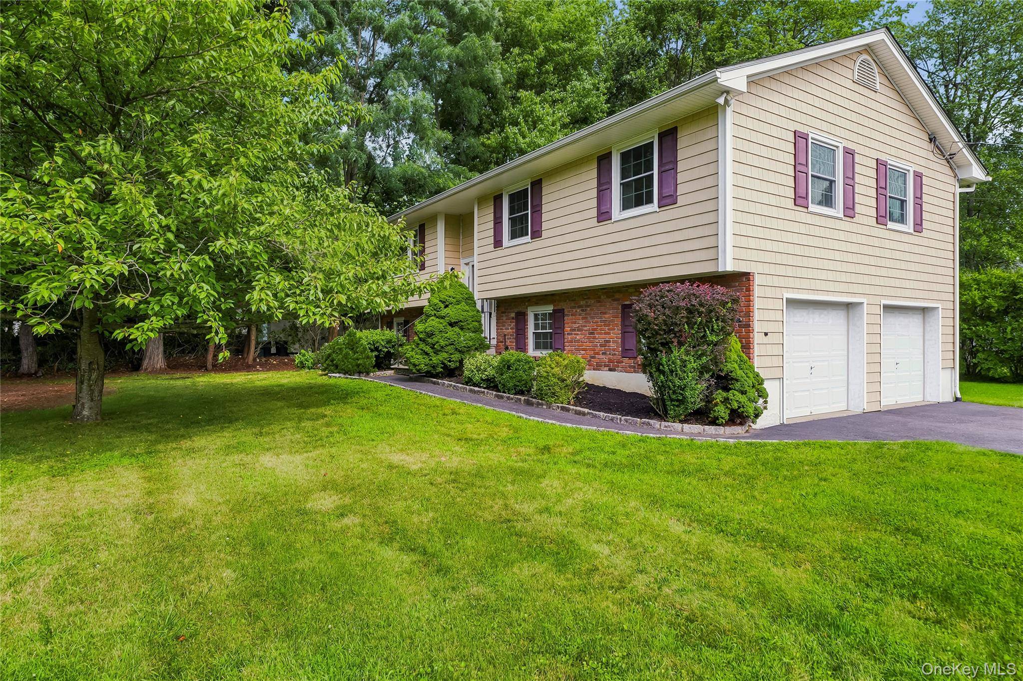 181 Montross RD, Yorktown Heights, NY 10598