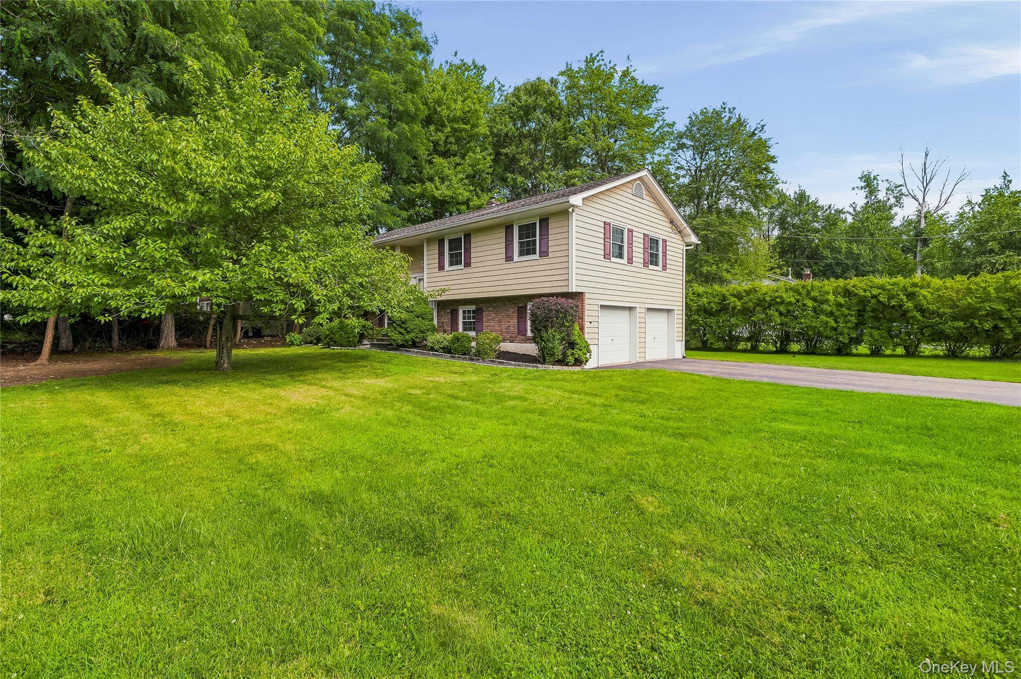 181 Montross RD, Yorktown Heights, NY 10598