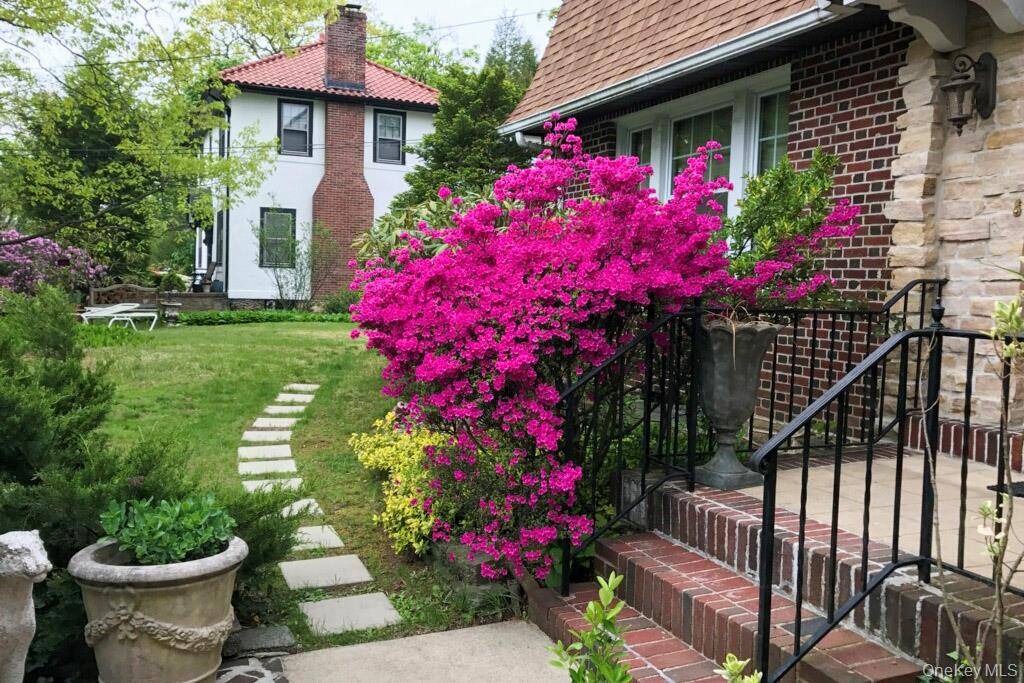 75 Sycamore AVE, Mount Vernon, NY 10553