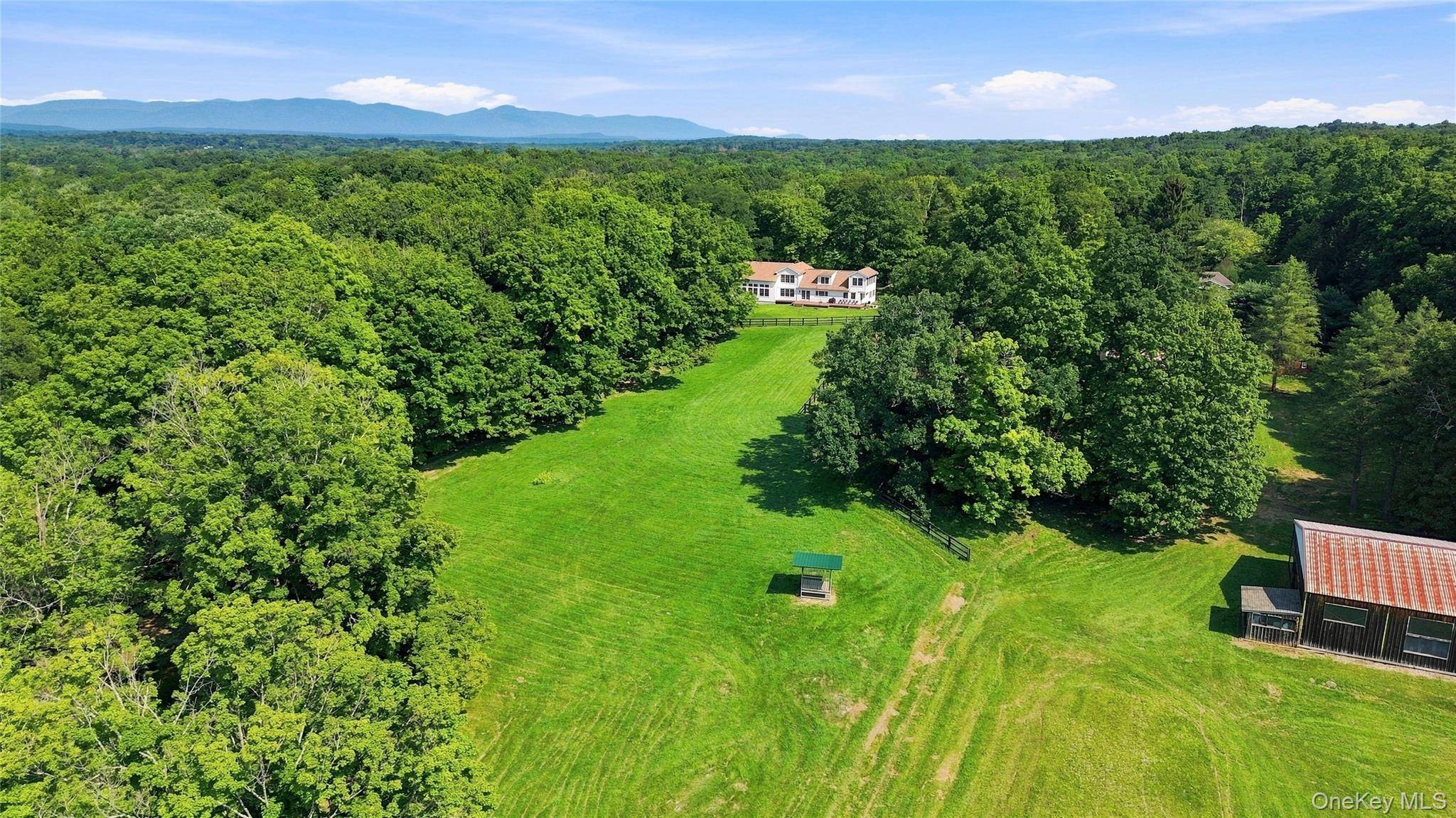 11 Haggerty Hill RD, Rhinebeck, NY 12572